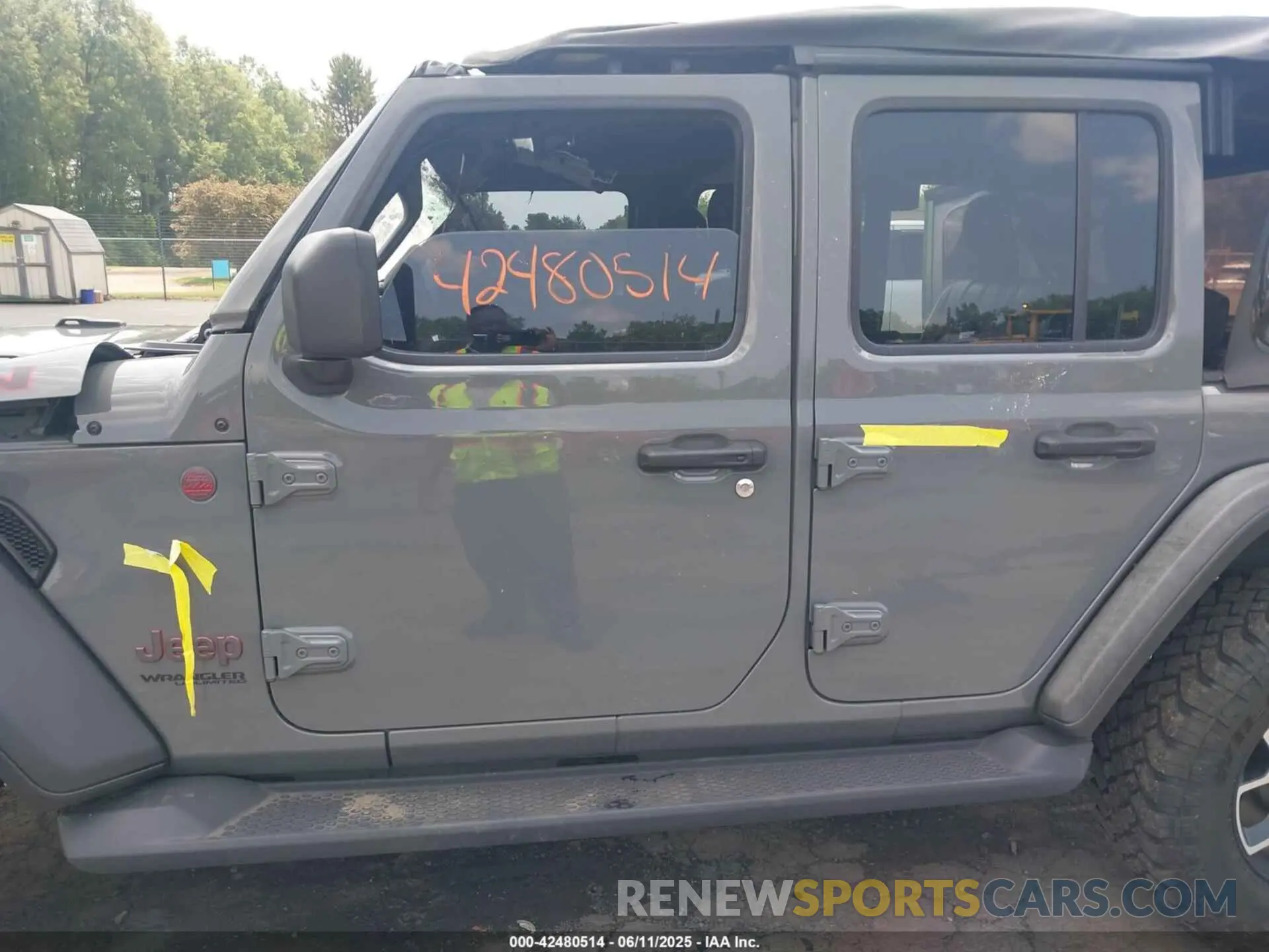 14 Photograph of a damaged car 1C4HJXFN3MW816375 JEEP WRANGLER UNLIMITED 2021