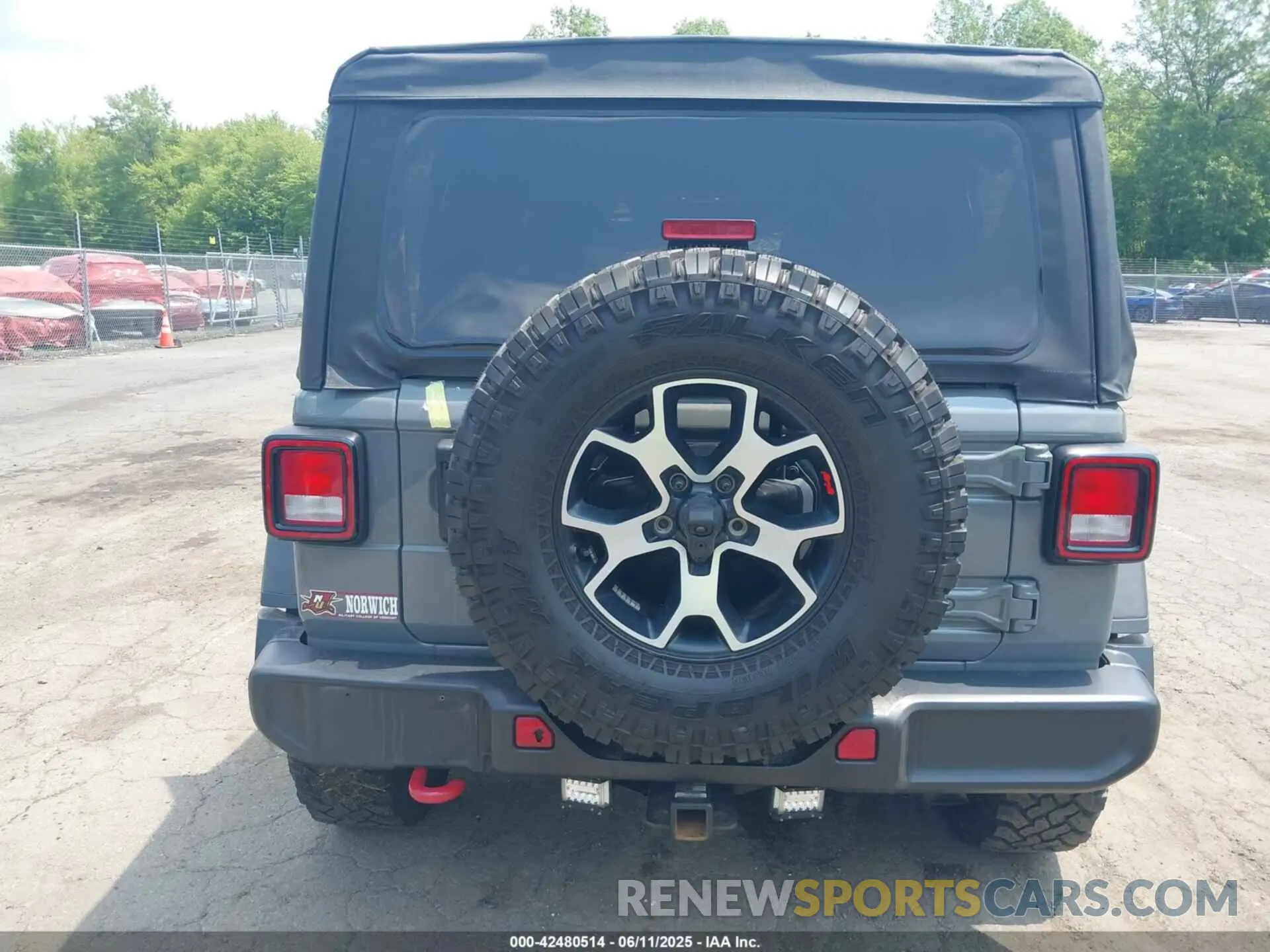 16 Photograph of a damaged car 1C4HJXFN3MW816375 JEEP WRANGLER UNLIMITED 2021