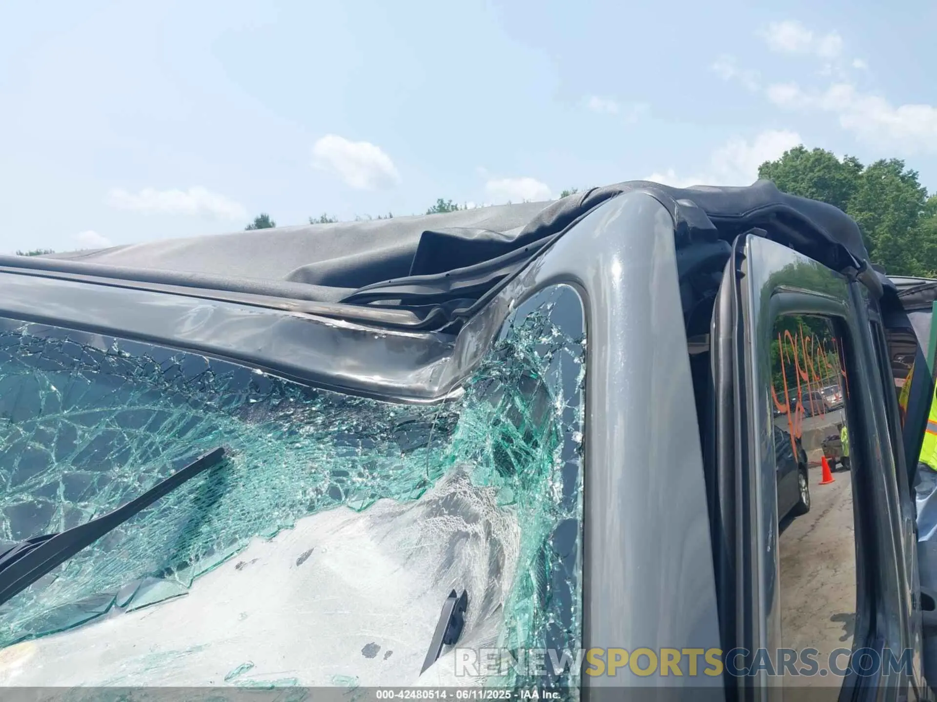 6 Photograph of a damaged car 1C4HJXFN3MW816375 JEEP WRANGLER UNLIMITED 2021