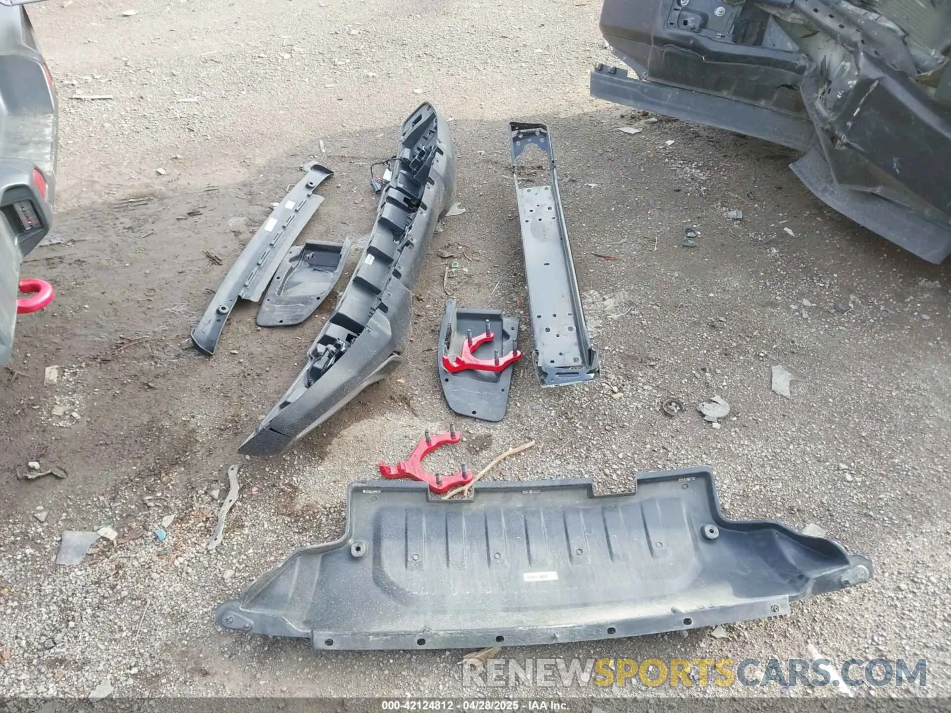 12 Photograph of a damaged car 1C4HJXFNXMW560512 JEEP WRANGLER UNLIMITED 2021