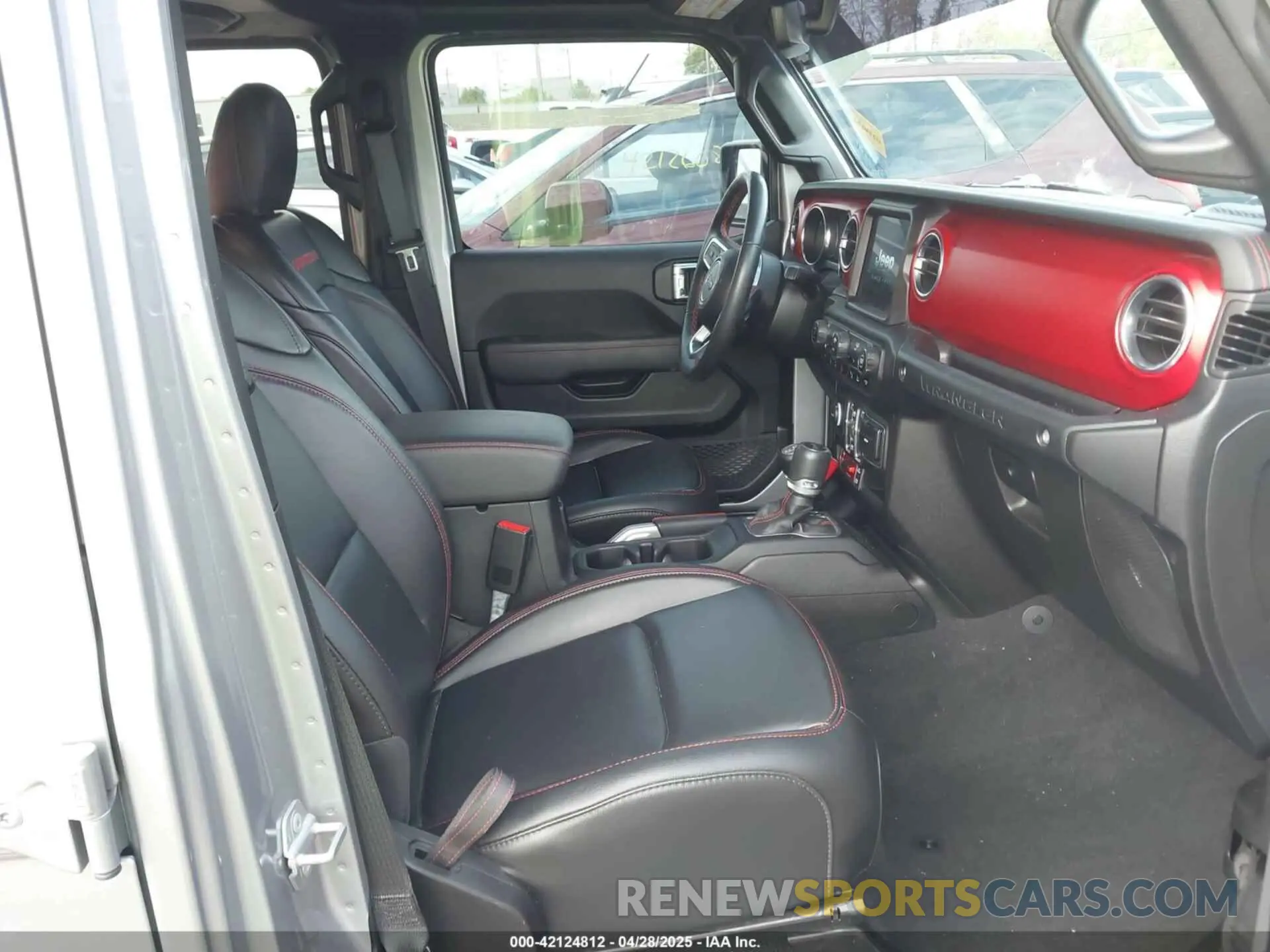 5 Photograph of a damaged car 1C4HJXFNXMW560512 JEEP WRANGLER UNLIMITED 2021