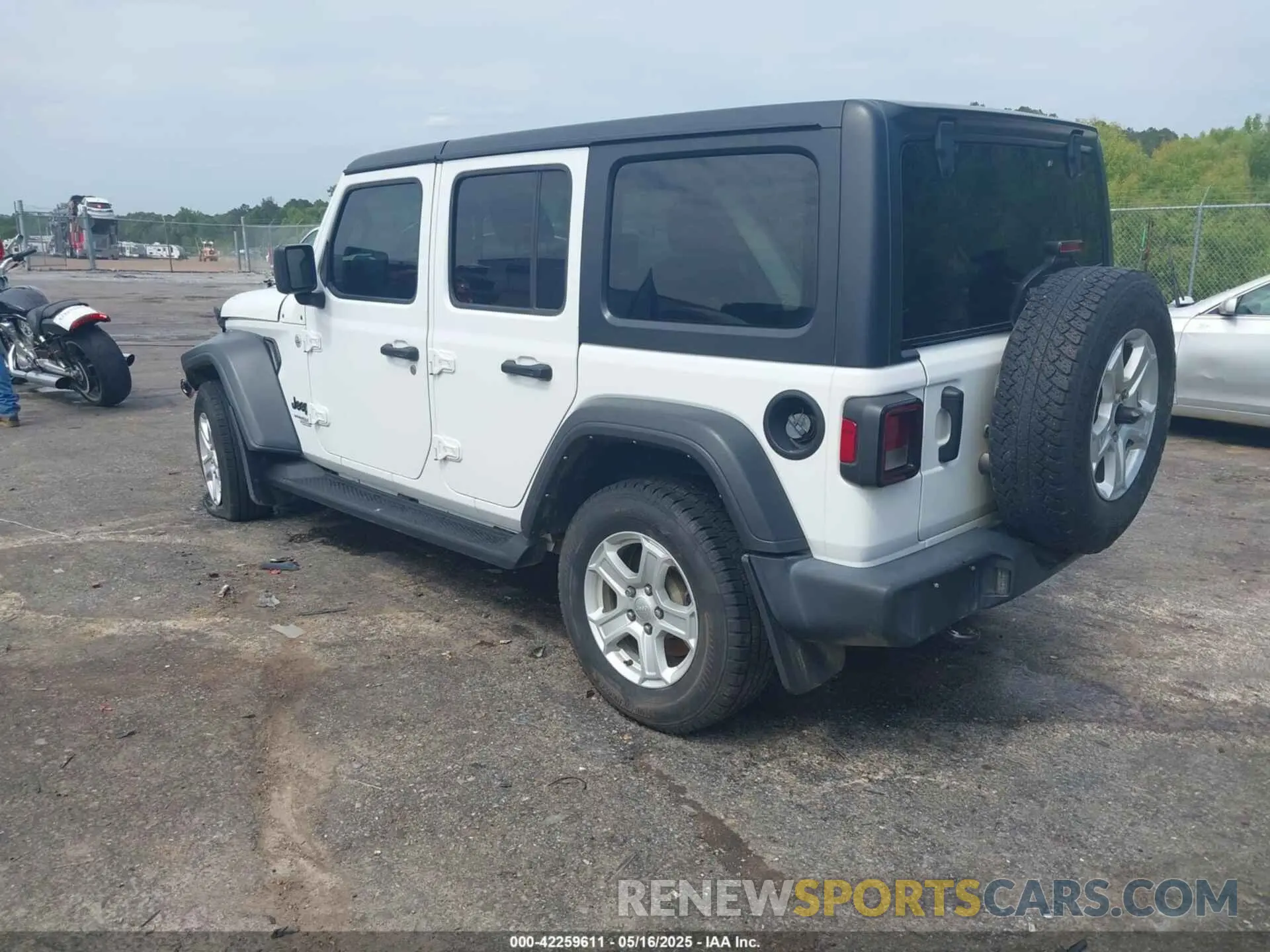 3 Photograph of a damaged car 1C4HJXKN2MW623723 JEEP WRANGLER UNLIMITED 2021
