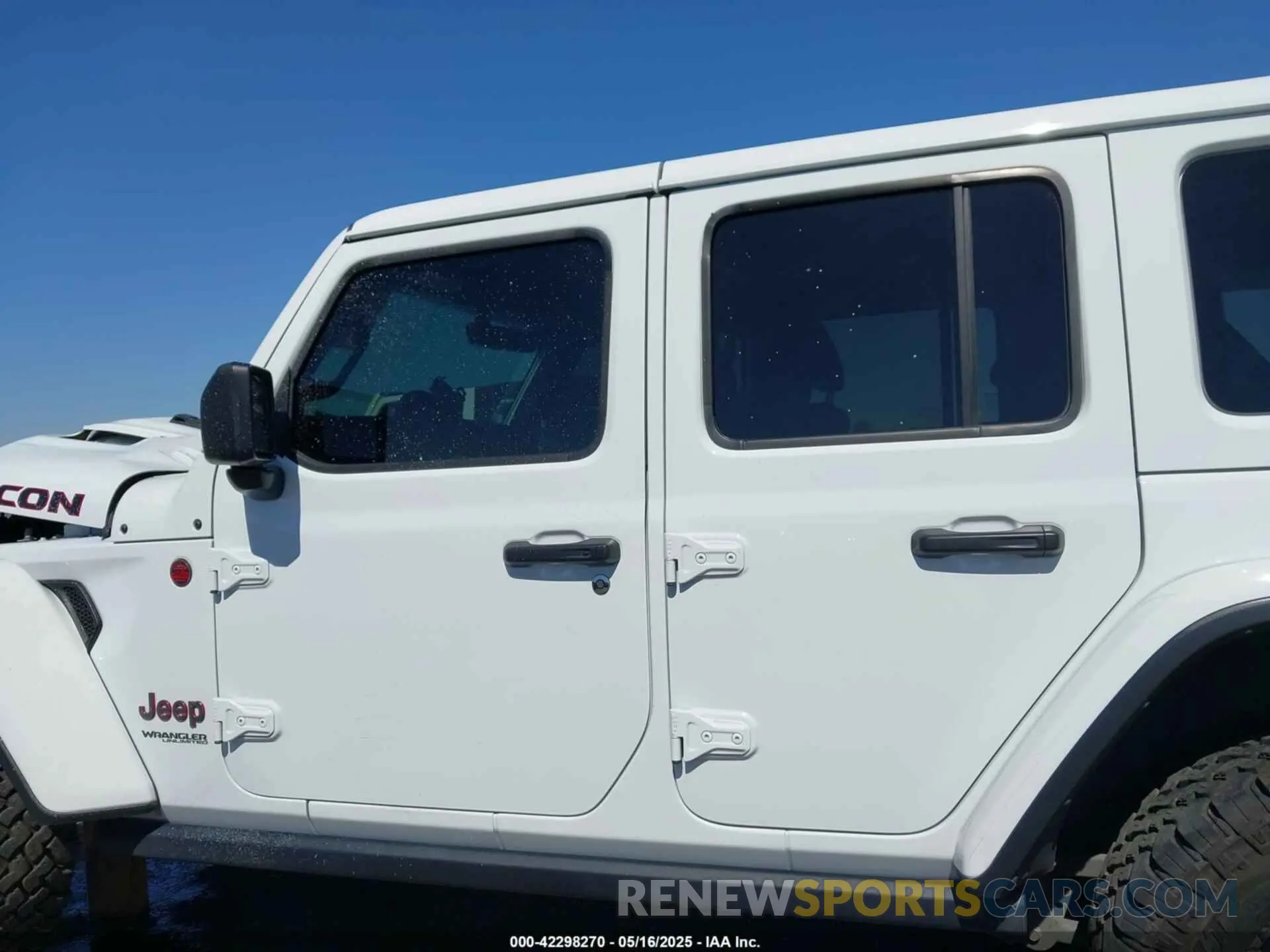 14 Photograph of a damaged car 1C4JJXFM5MW517947 JEEP WRANGLER UNLIMITED 2021