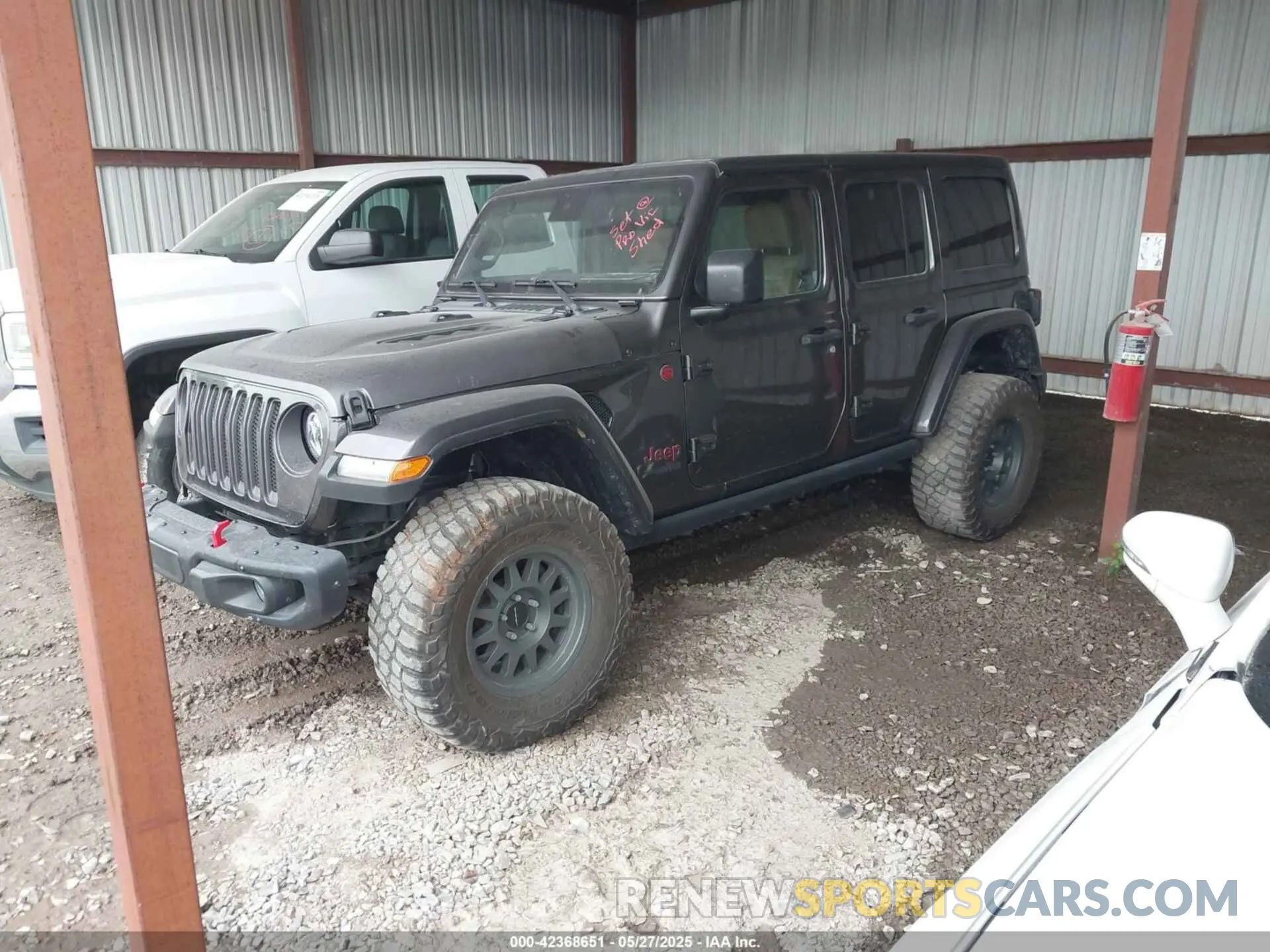 2 Photograph of a damaged car 1C4JJXFM6MW538774 JEEP WRANGLER UNLIMITED 2021