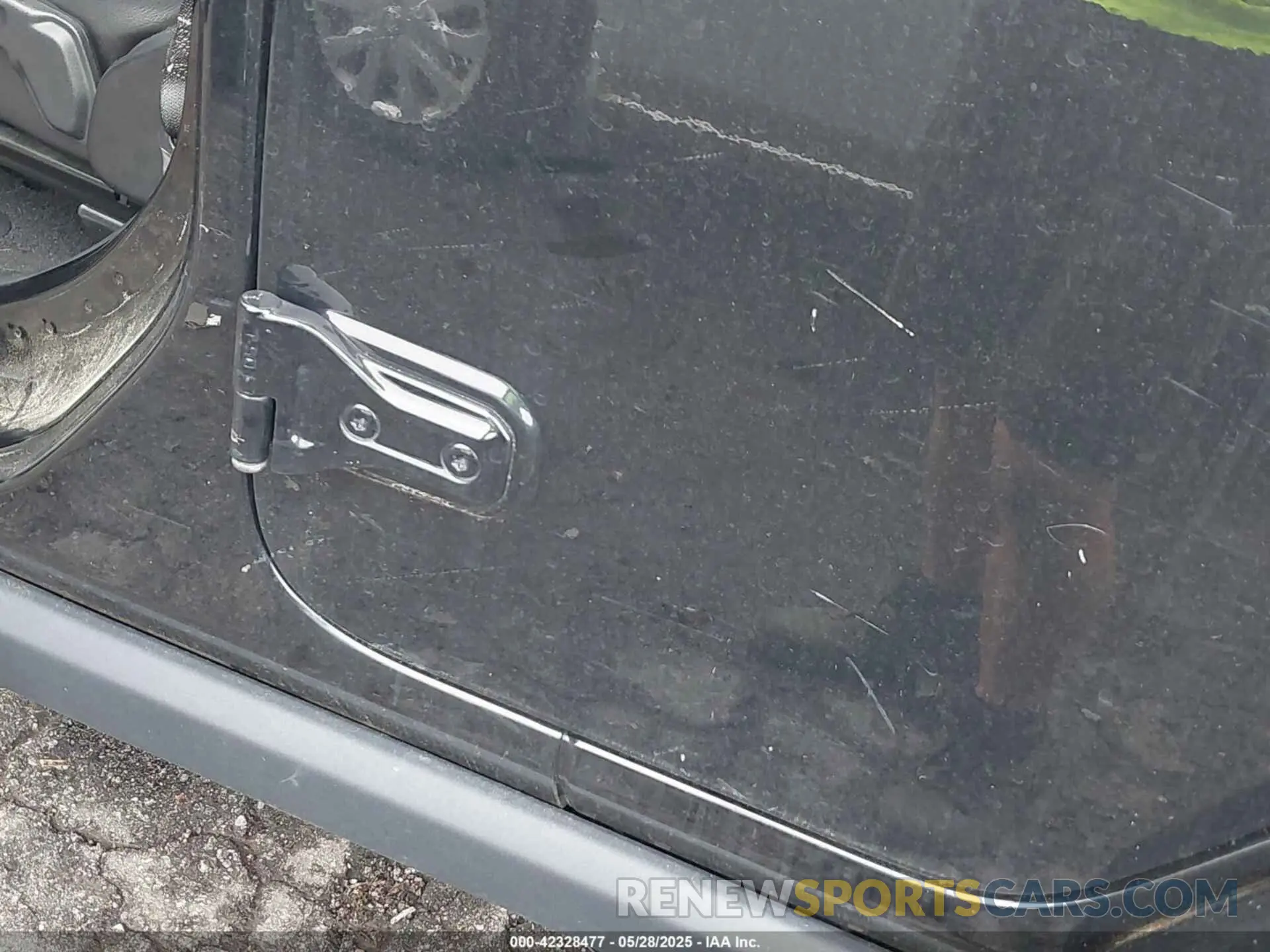 6 Photograph of a damaged car 1C4JJXSJ3MW699790 JEEP WRANGLER UNLIMITED 2021