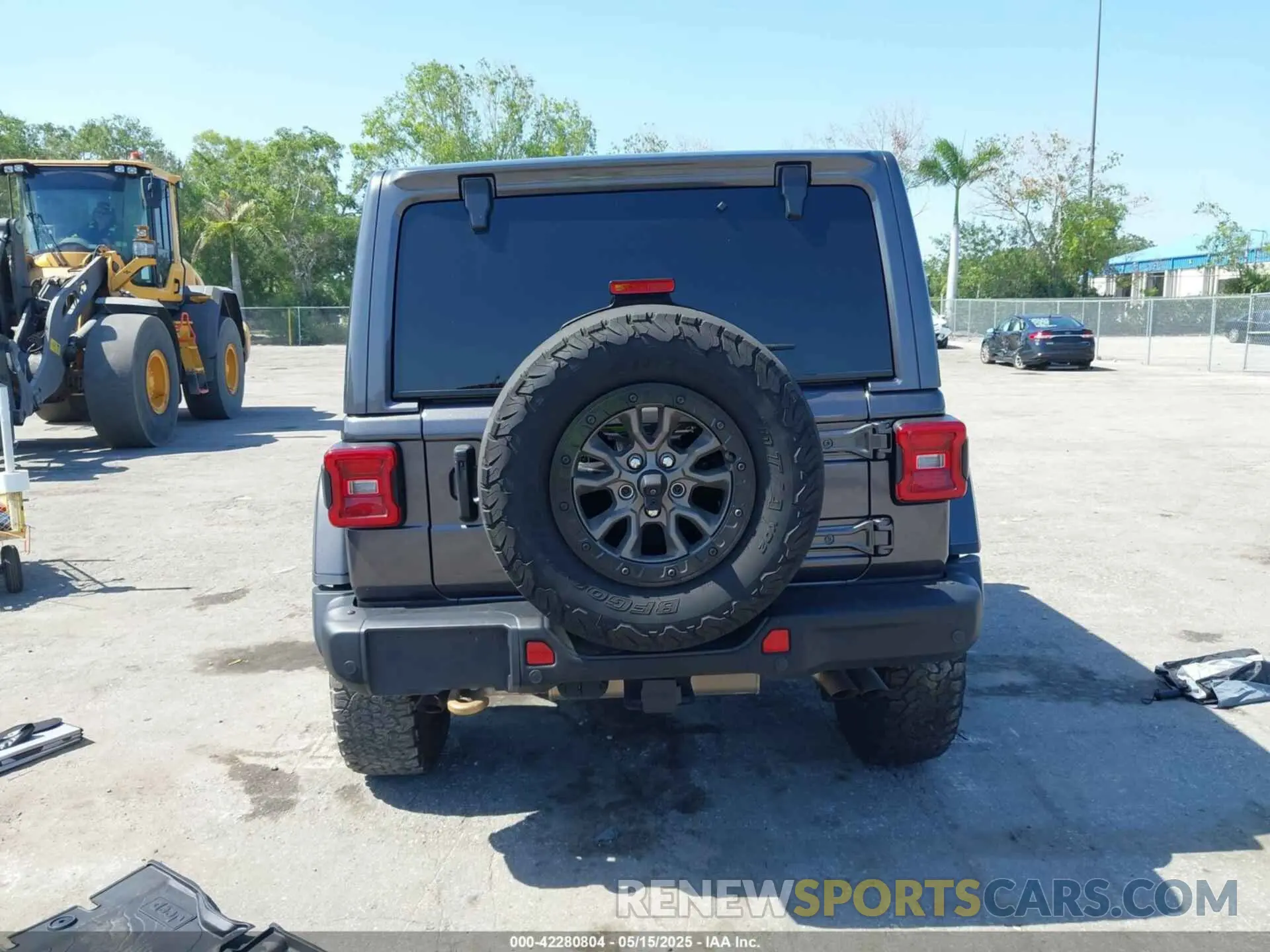 16 Photograph of a damaged car 1C4JJXSJ9MW774508 JEEP WRANGLER UNLIMITED 2021