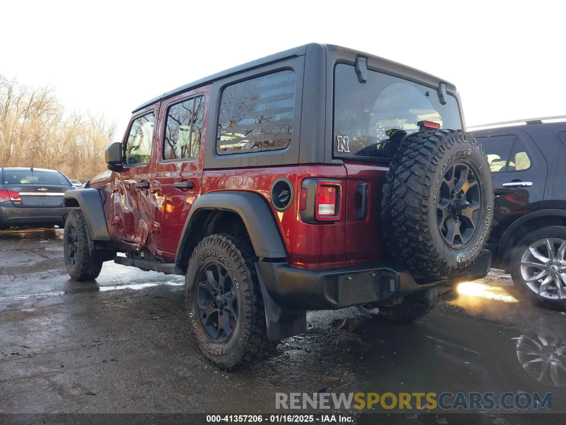 3 Photograph of a damaged car 1C4HJXDG1NW106171 JEEP WRANGLER UNLIMITED 2022