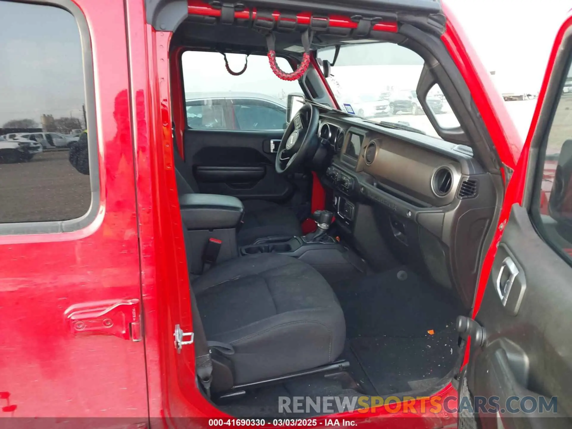 5 Photograph of a damaged car 1C4HJXDG1NW144404 JEEP WRANGLER UNLIMITED 2022
