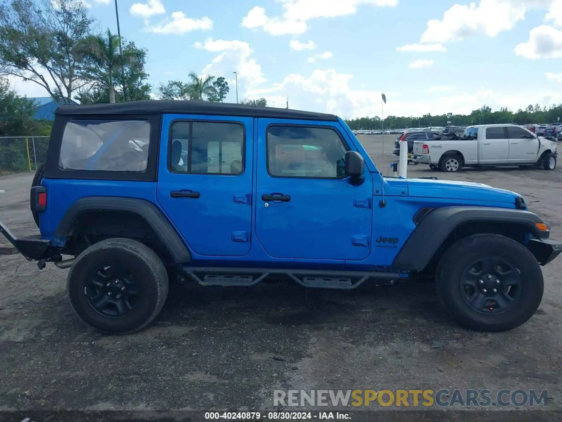 12 Photograph of a damaged car 1C4HJXDG3NW117155 JEEP WRANGLER UNLIMITED 2022