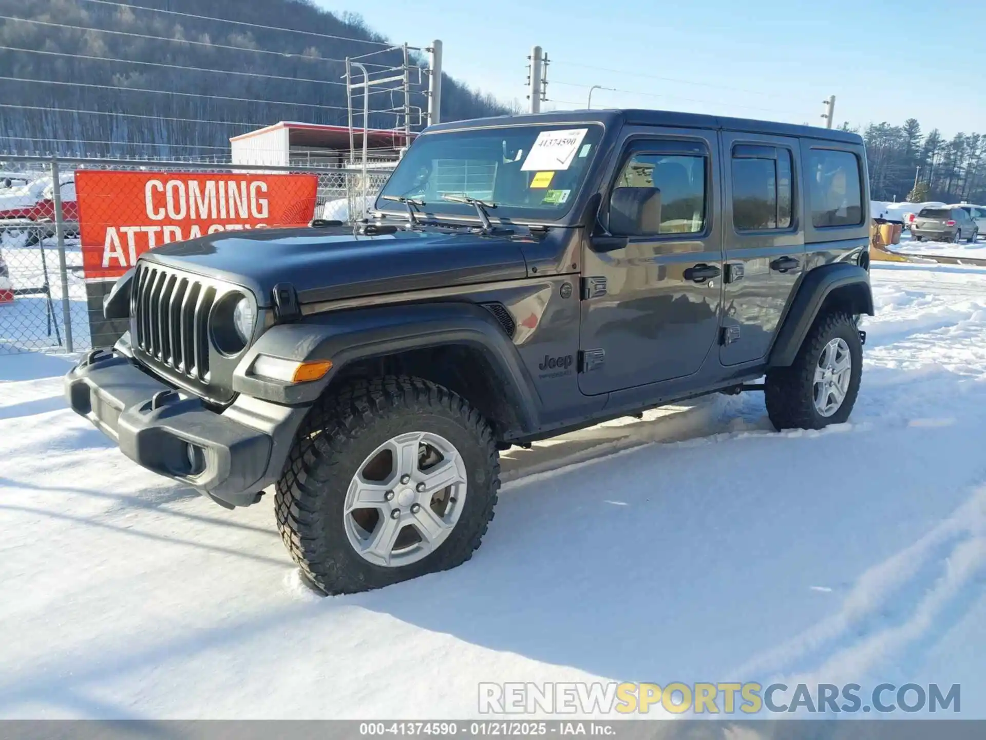 2 Photograph of a damaged car 1C4HJXDG5NW157317 JEEP WRANGLER UNLIMITED 2022