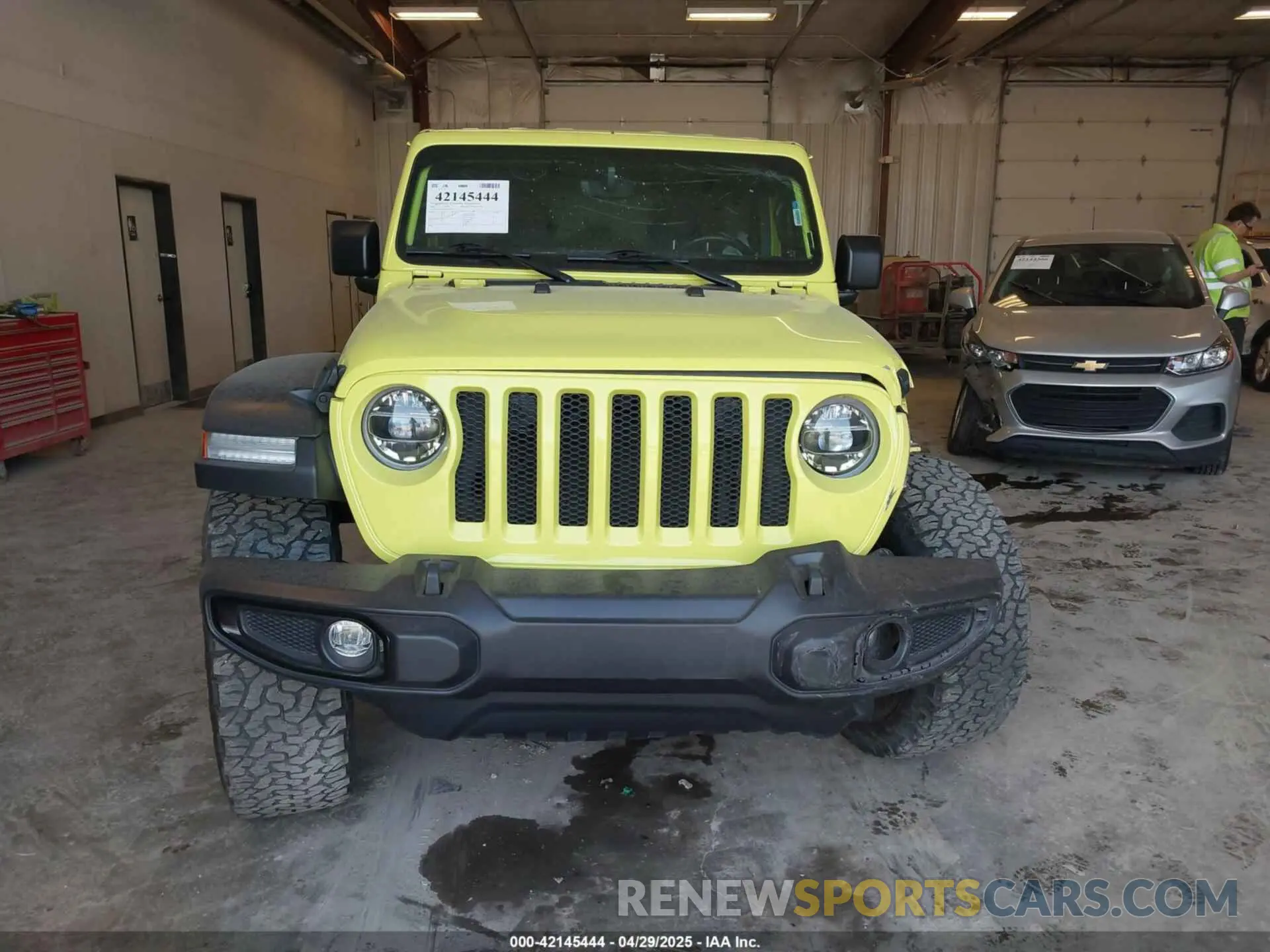 12 Photograph of a damaged car 1C4HJXDG5NW237457 JEEP WRANGLER UNLIMITED 2022