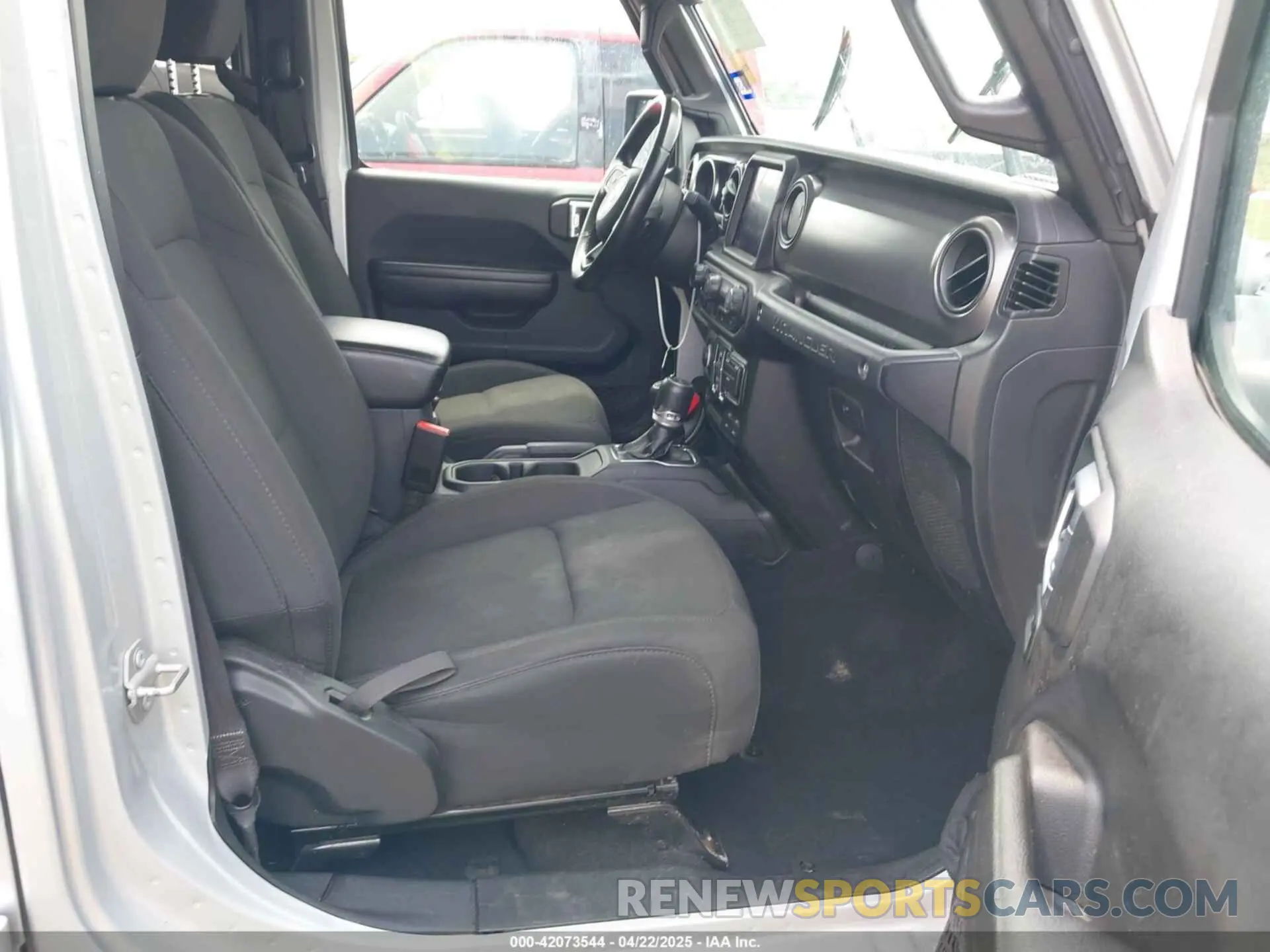 5 Photograph of a damaged car 1C4HJXDM4NW175782 JEEP WRANGLER UNLIMITED 2022