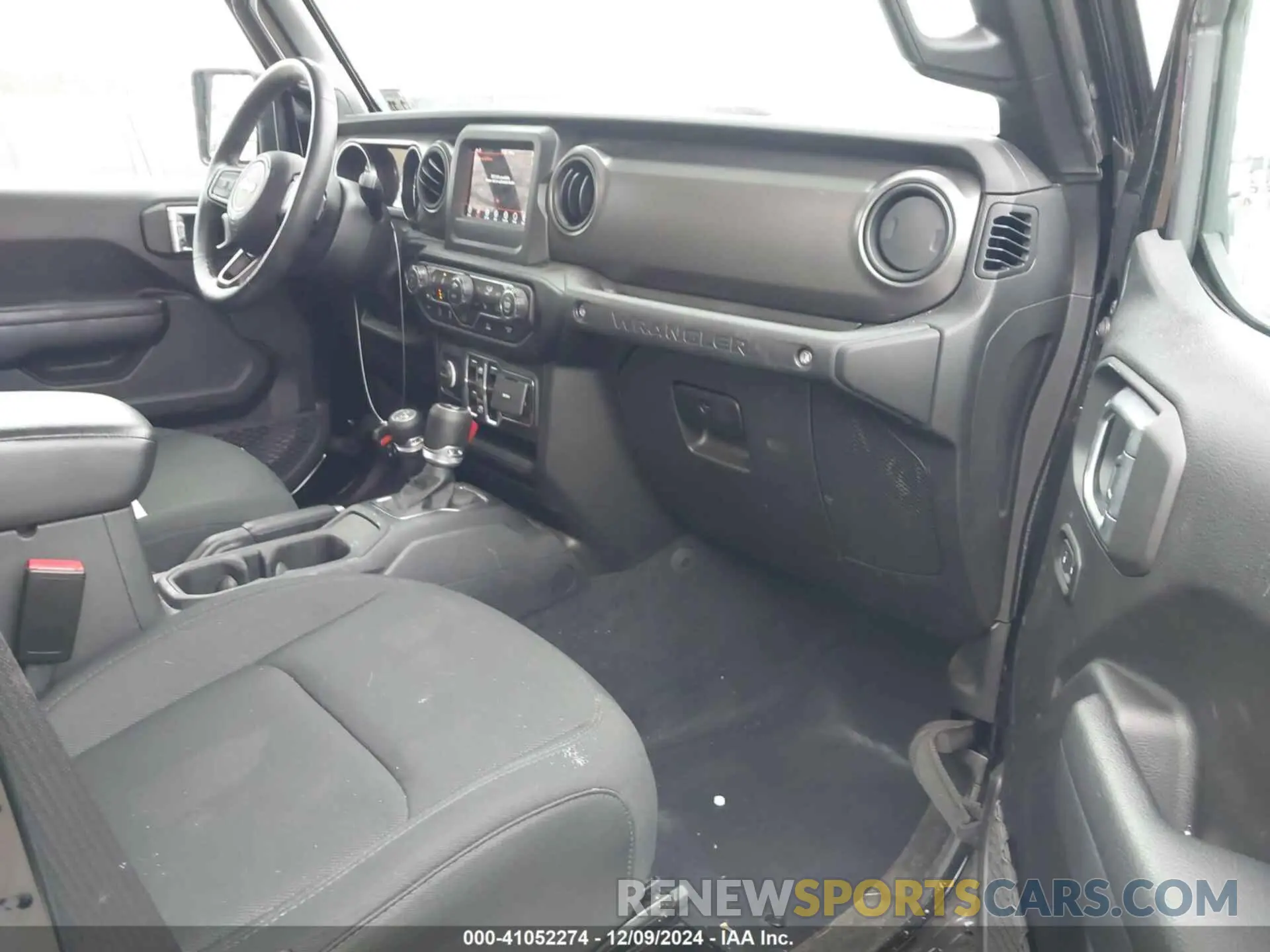 5 Photograph of a damaged car 1C4HJXDN3NW132771 JEEP WRANGLER UNLIMITED 2022