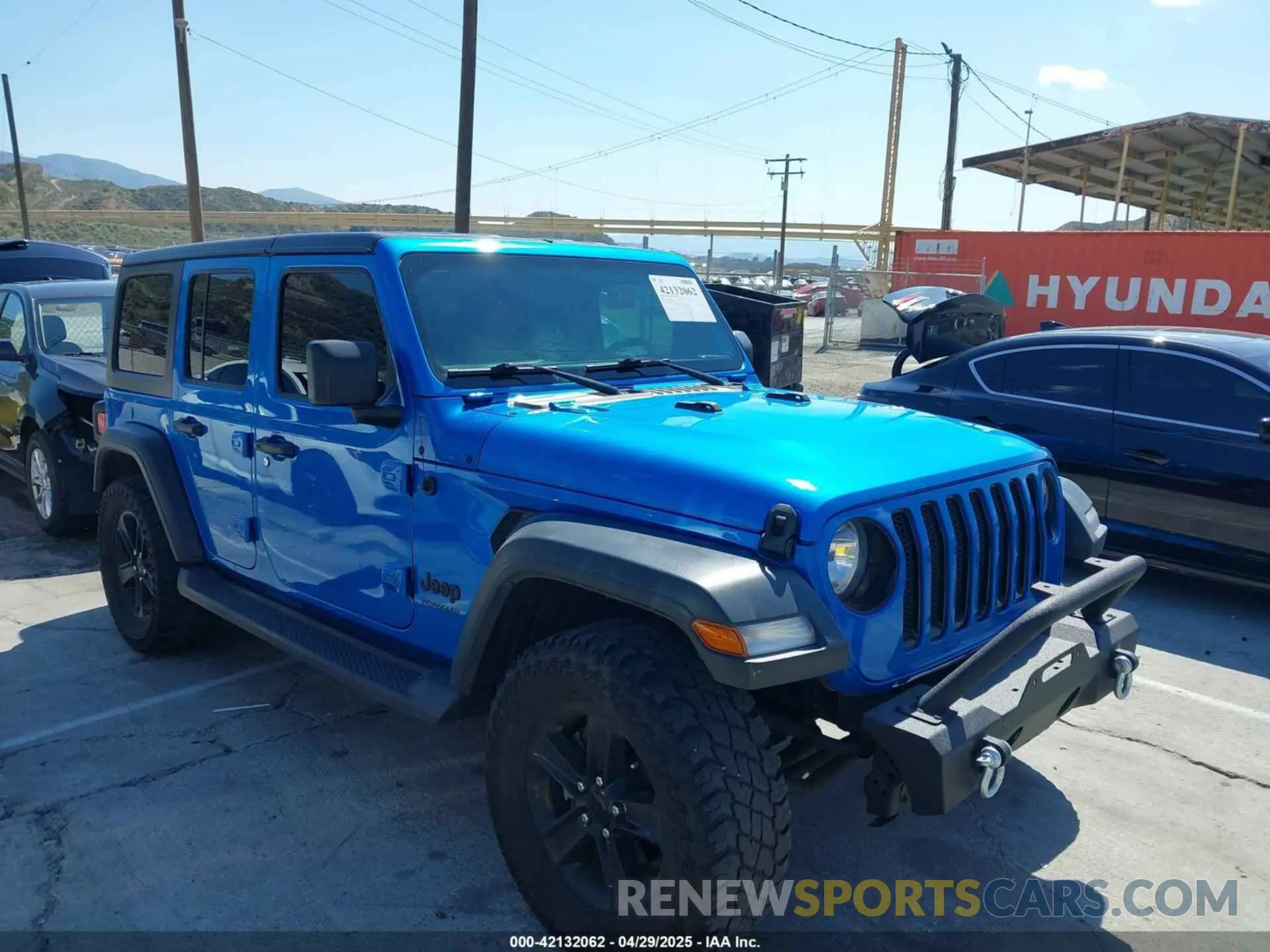 1 Photograph of a damaged car 1C4HJXDN3NW196406 JEEP WRANGLER UNLIMITED 2022
