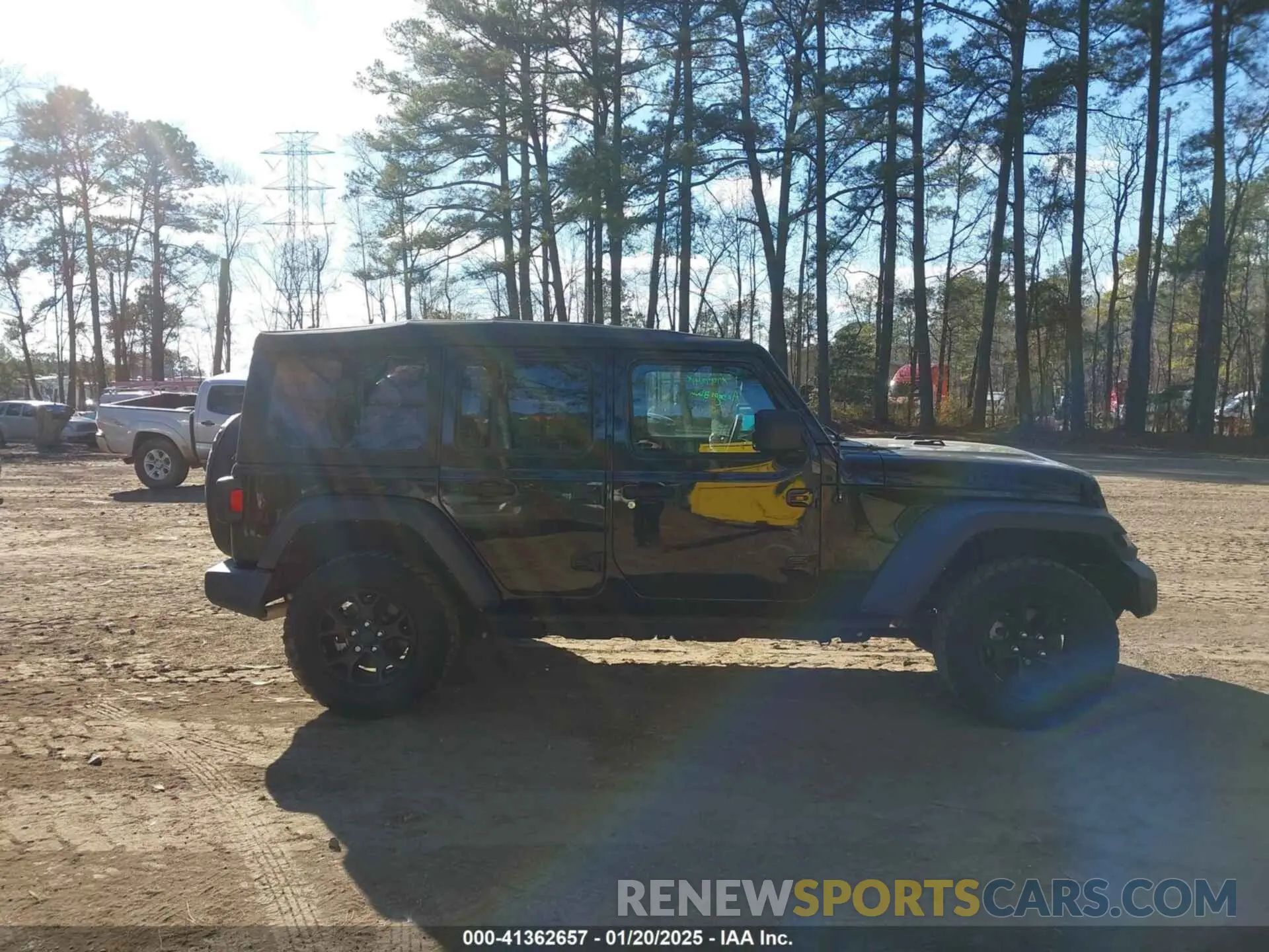 13 Photograph of a damaged car 1C4HJXDN6NW132859 JEEP WRANGLER UNLIMITED 2022