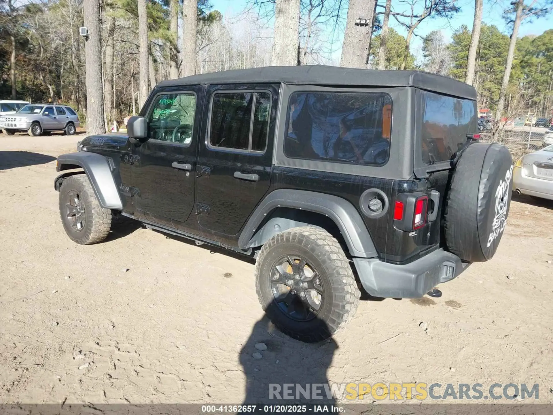 3 Photograph of a damaged car 1C4HJXDN6NW132859 JEEP WRANGLER UNLIMITED 2022