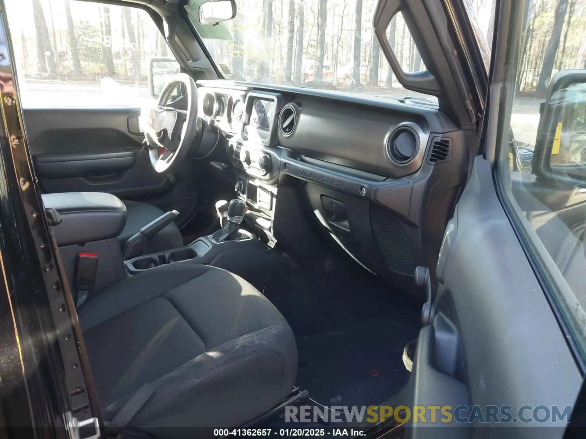 5 Photograph of a damaged car 1C4HJXDN6NW132859 JEEP WRANGLER UNLIMITED 2022
