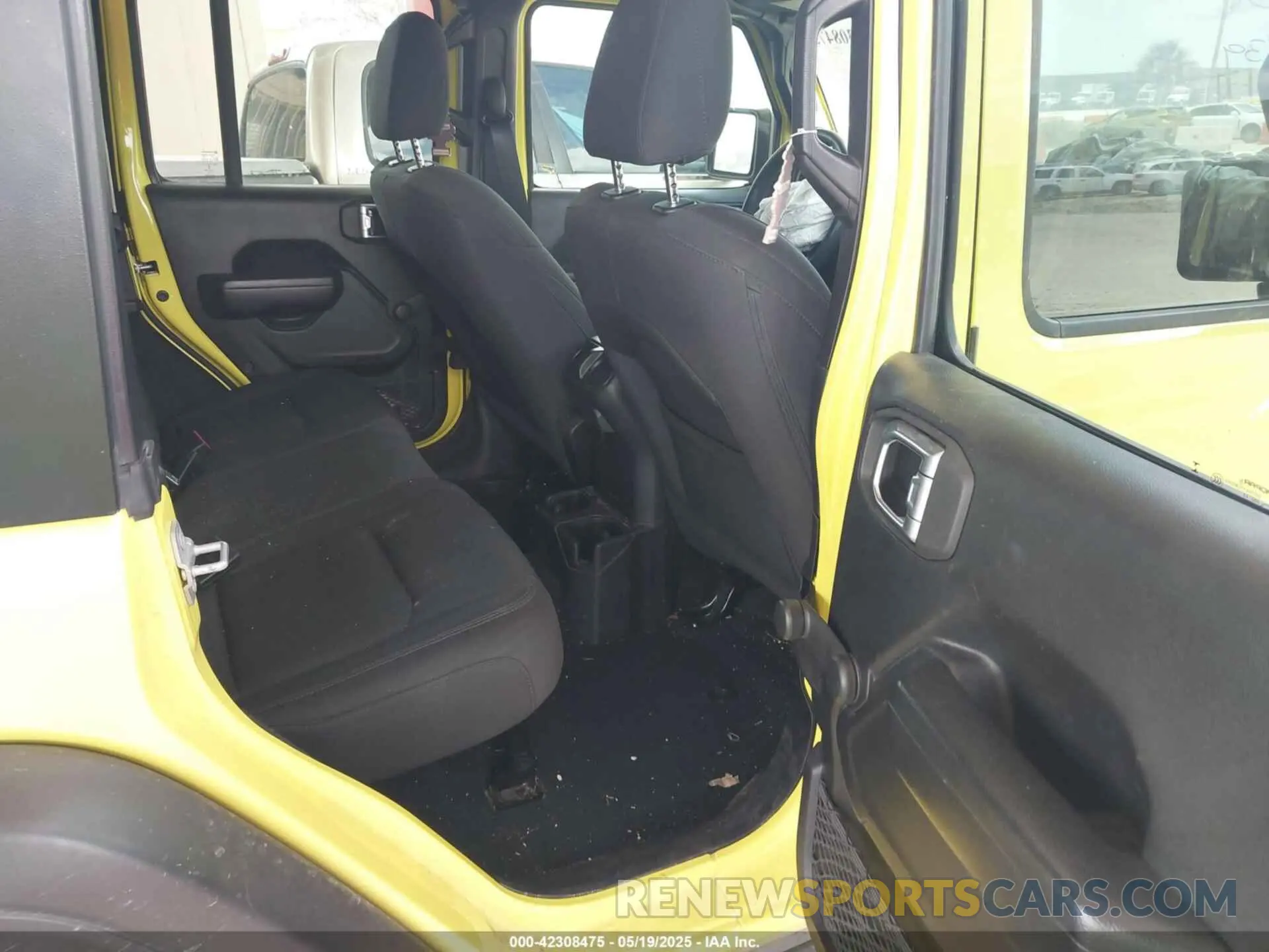 8 Photograph of a damaged car 1C4HJXDN7NW258132 JEEP WRANGLER UNLIMITED 2022