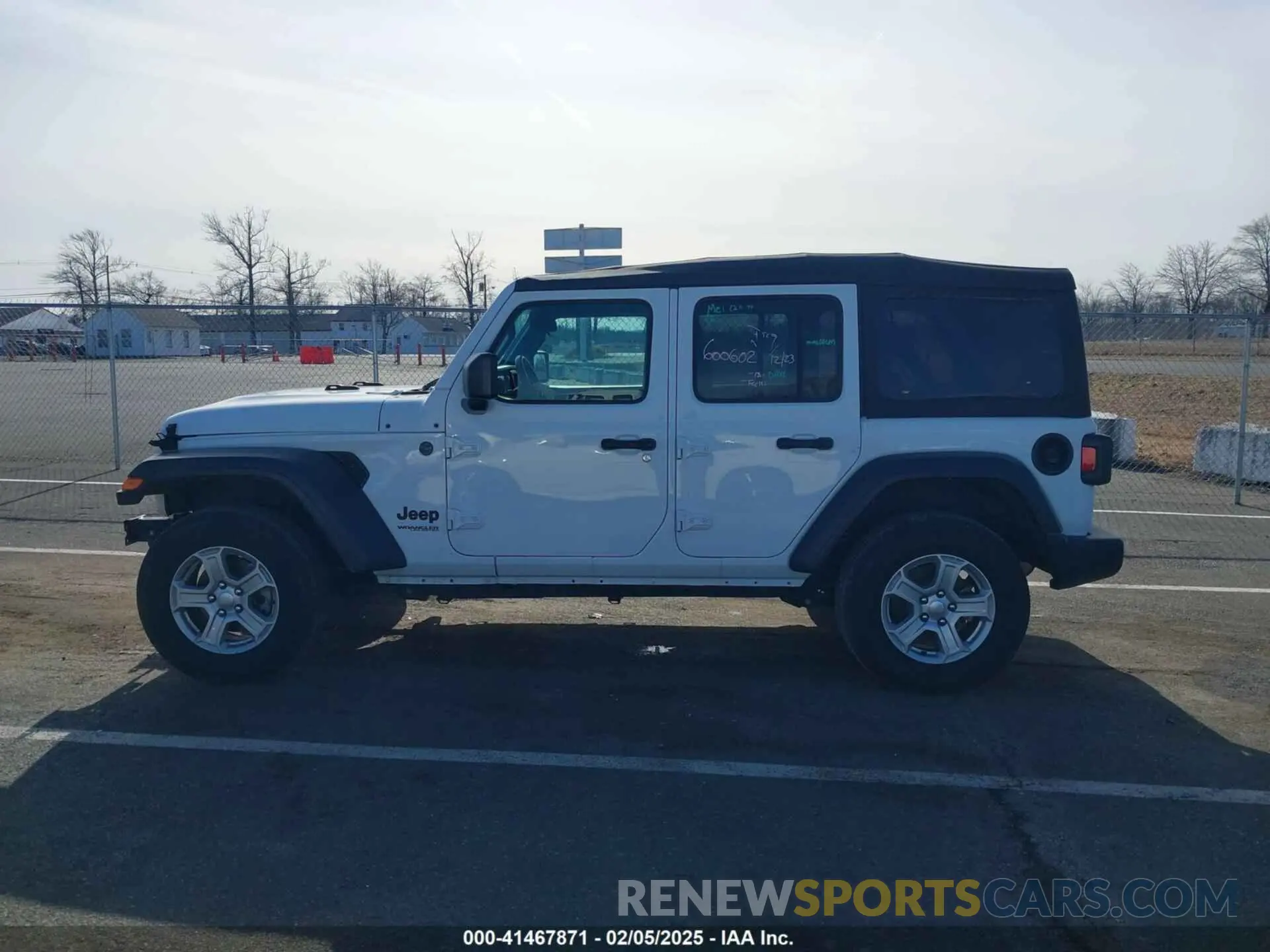 14 Photograph of a damaged car 1C4HJXDN9NW270184 JEEP WRANGLER UNLIMITED 2022