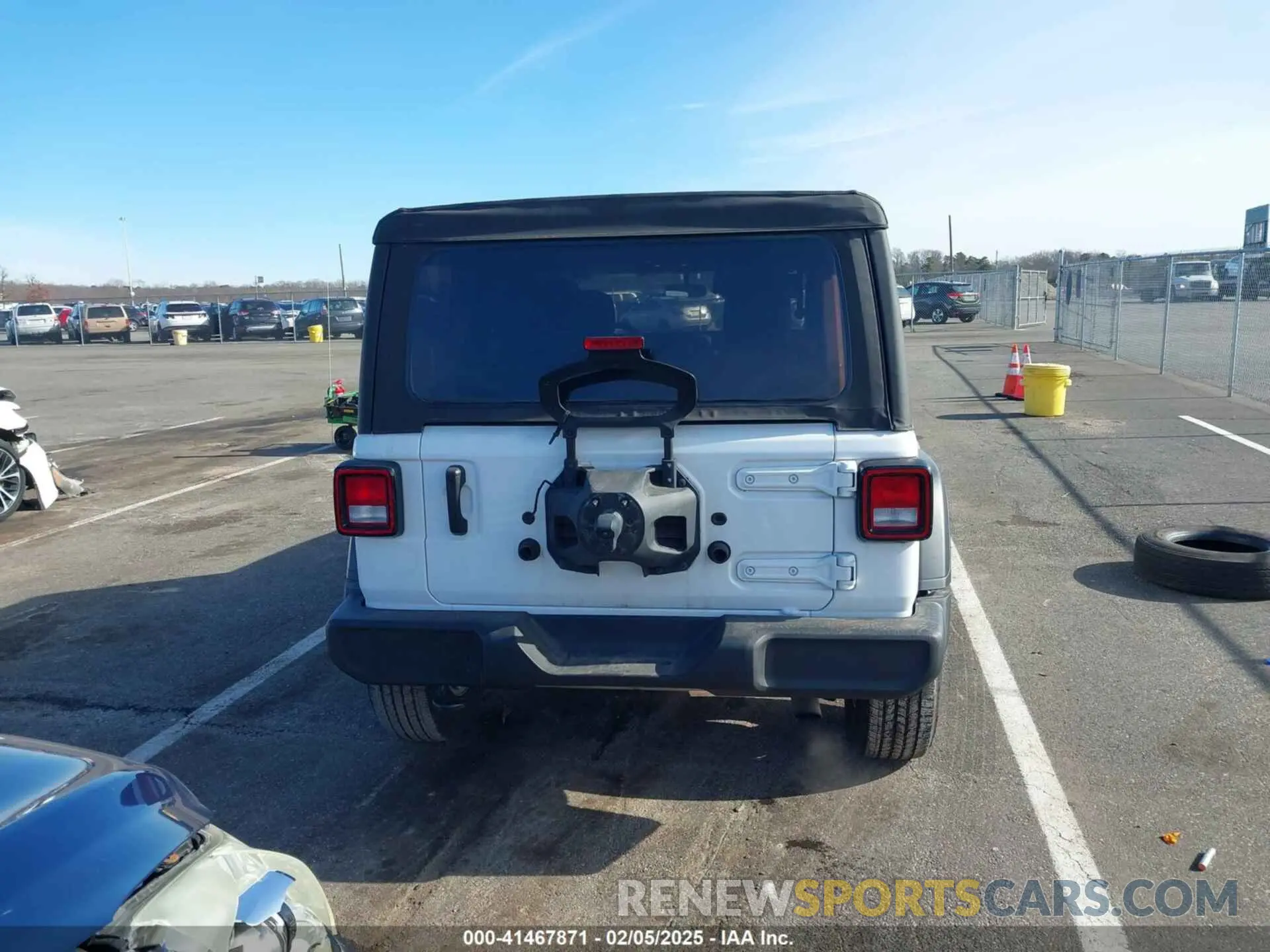 16 Photograph of a damaged car 1C4HJXDN9NW270184 JEEP WRANGLER UNLIMITED 2022