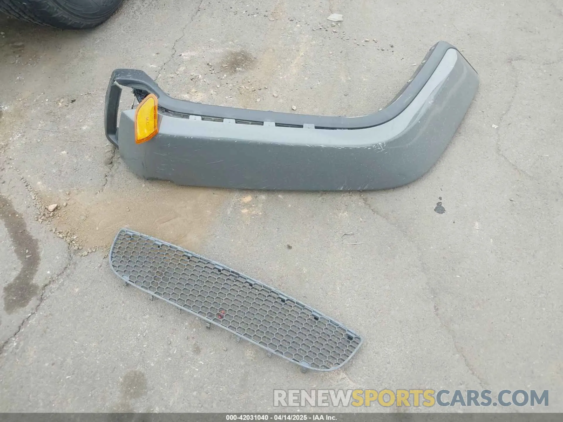 11 Photograph of a damaged car 1C4HJXEG8NW105243 JEEP WRANGLER UNLIMITED 2022