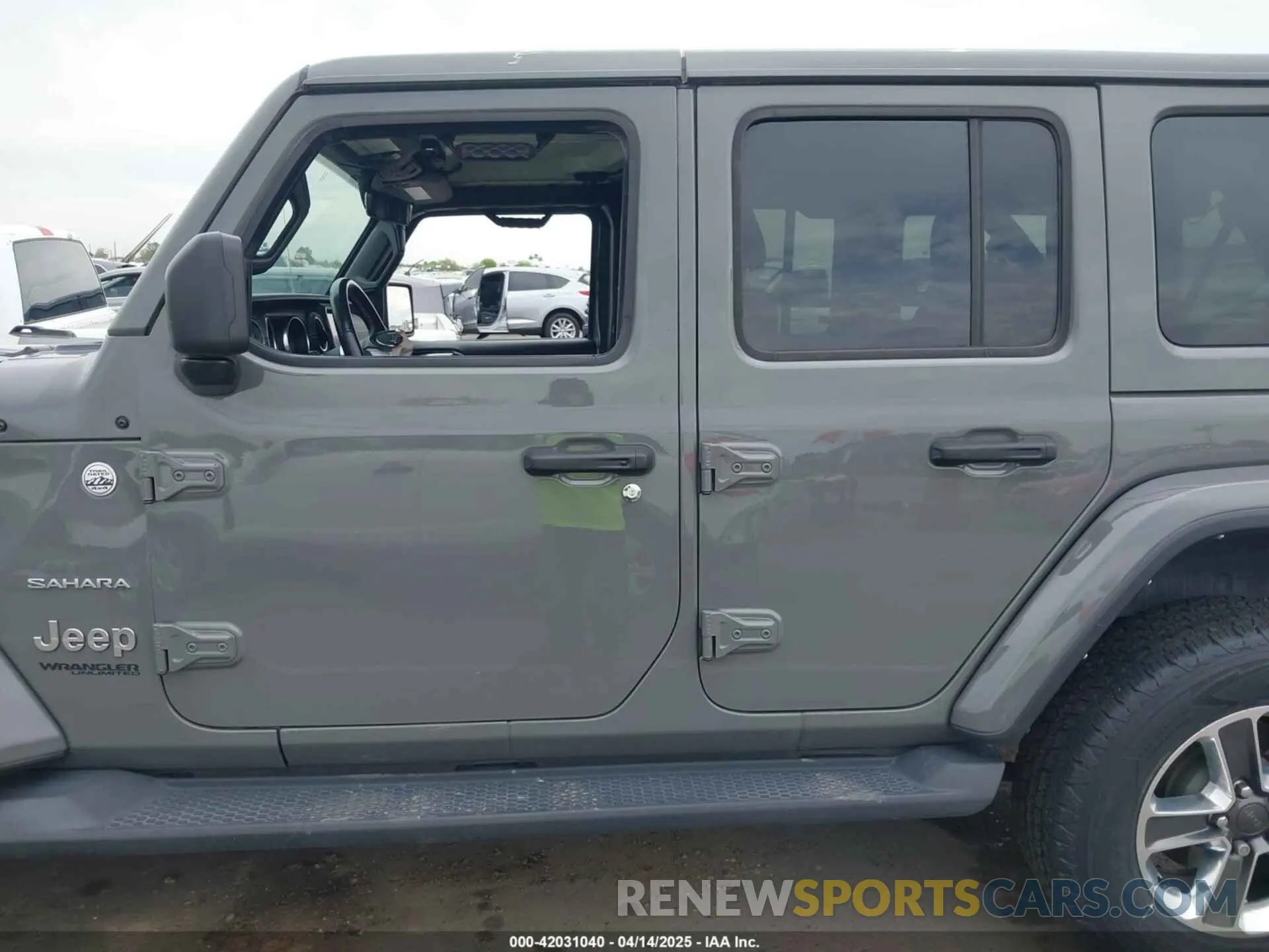 14 Photograph of a damaged car 1C4HJXEG8NW105243 JEEP WRANGLER UNLIMITED 2022