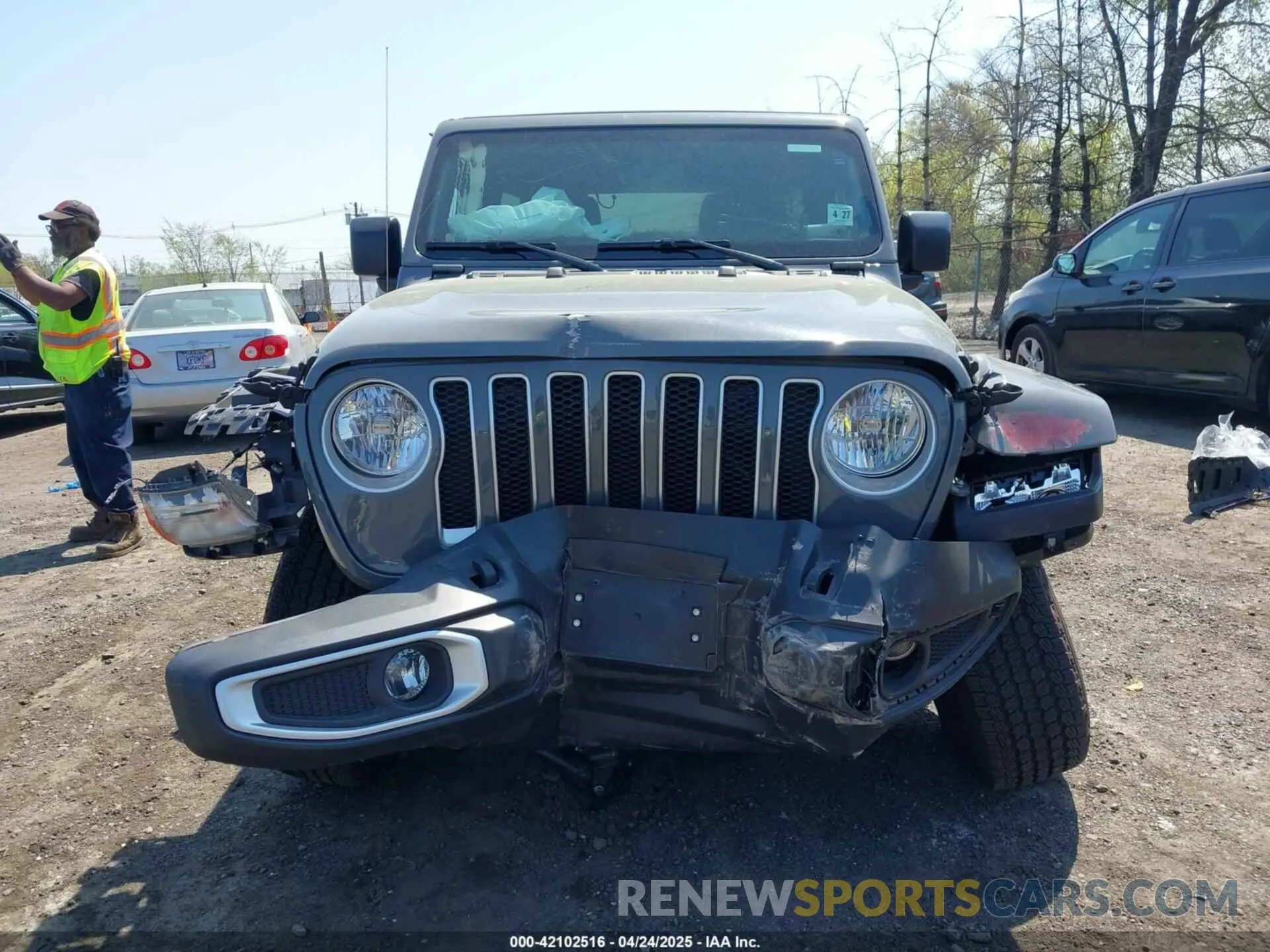 13 Photograph of a damaged car 1C4HJXEM7NW206585 JEEP WRANGLER UNLIMITED 2022
