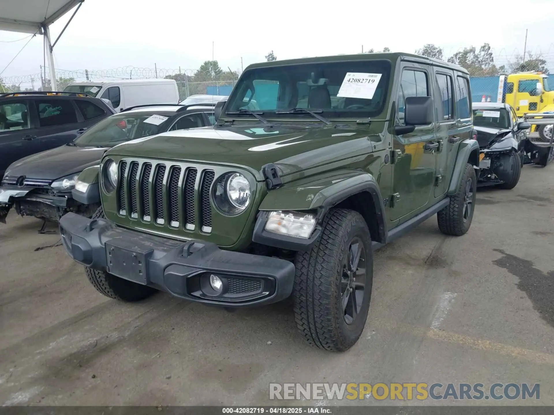 2 Photograph of a damaged car 1C4HJXEN1NW262627 JEEP WRANGLER UNLIMITED 2022