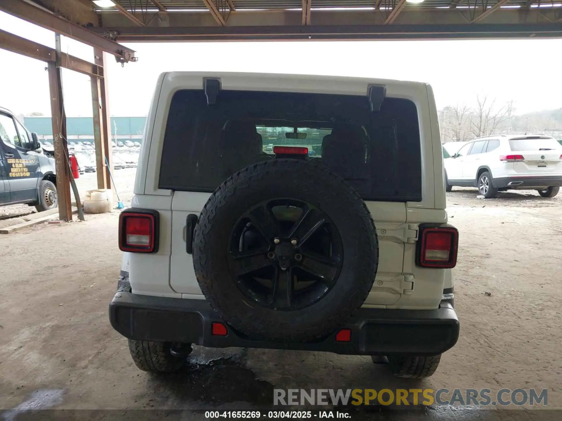 16 Photograph of a damaged car 1C4HJXEN3NW261897 JEEP WRANGLER UNLIMITED 2022