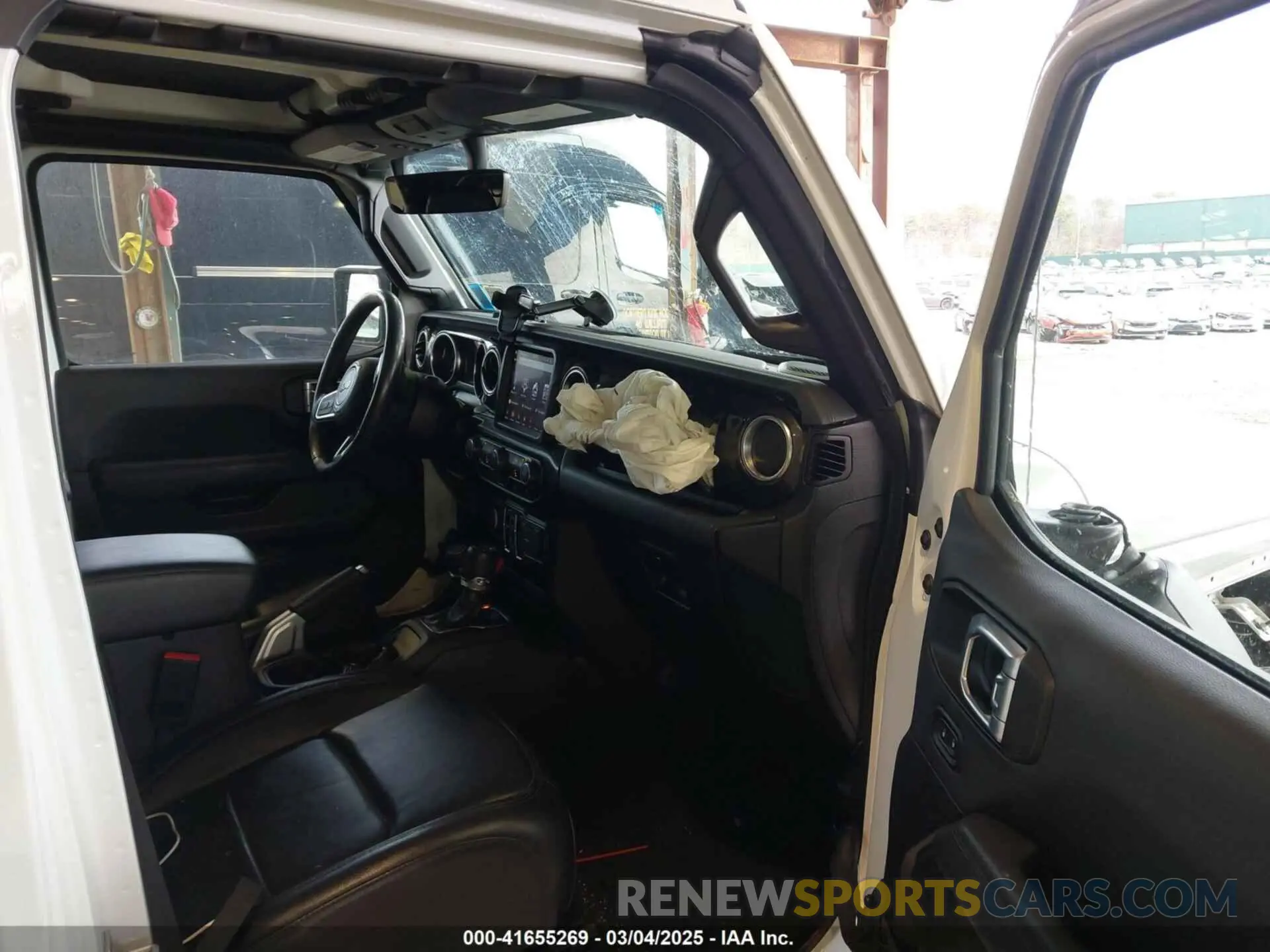 5 Photograph of a damaged car 1C4HJXEN3NW261897 JEEP WRANGLER UNLIMITED 2022