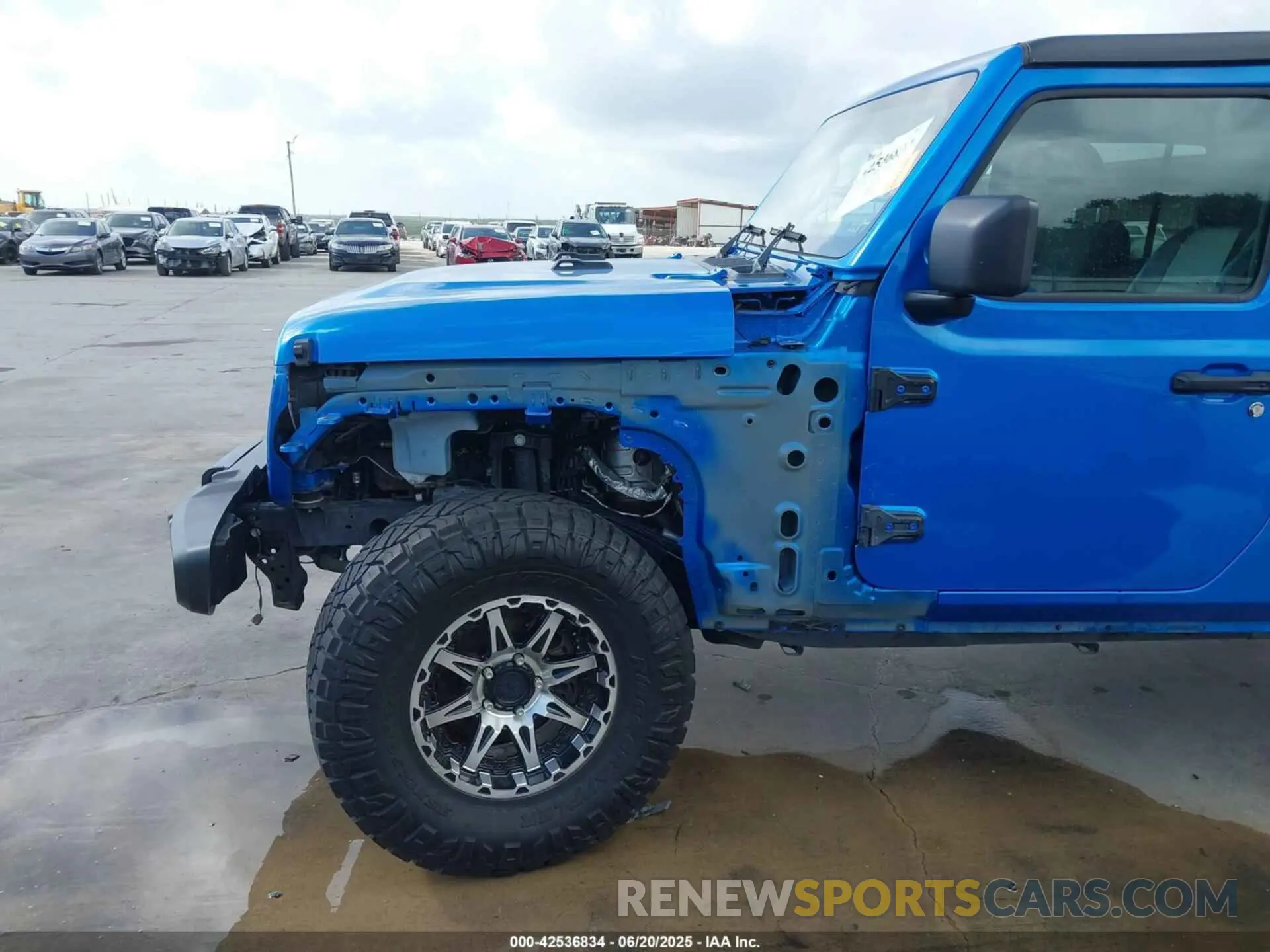 6 Photograph of a damaged car 1C4HJXENXNW118607 JEEP WRANGLER UNLIMITED 2022