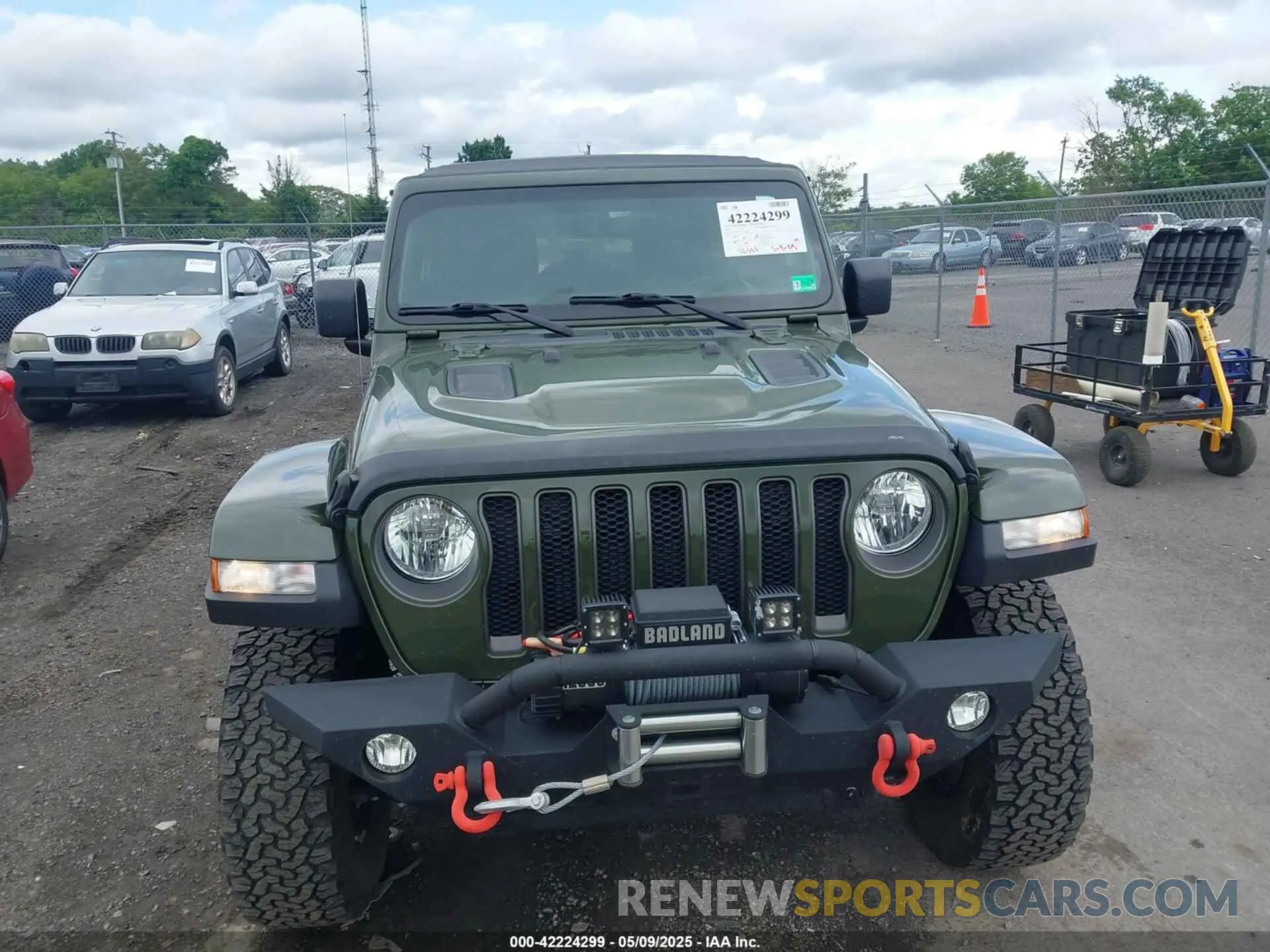 12 Photograph of a damaged car 1C4HJXFG5NW127263 JEEP WRANGLER UNLIMITED 2022
