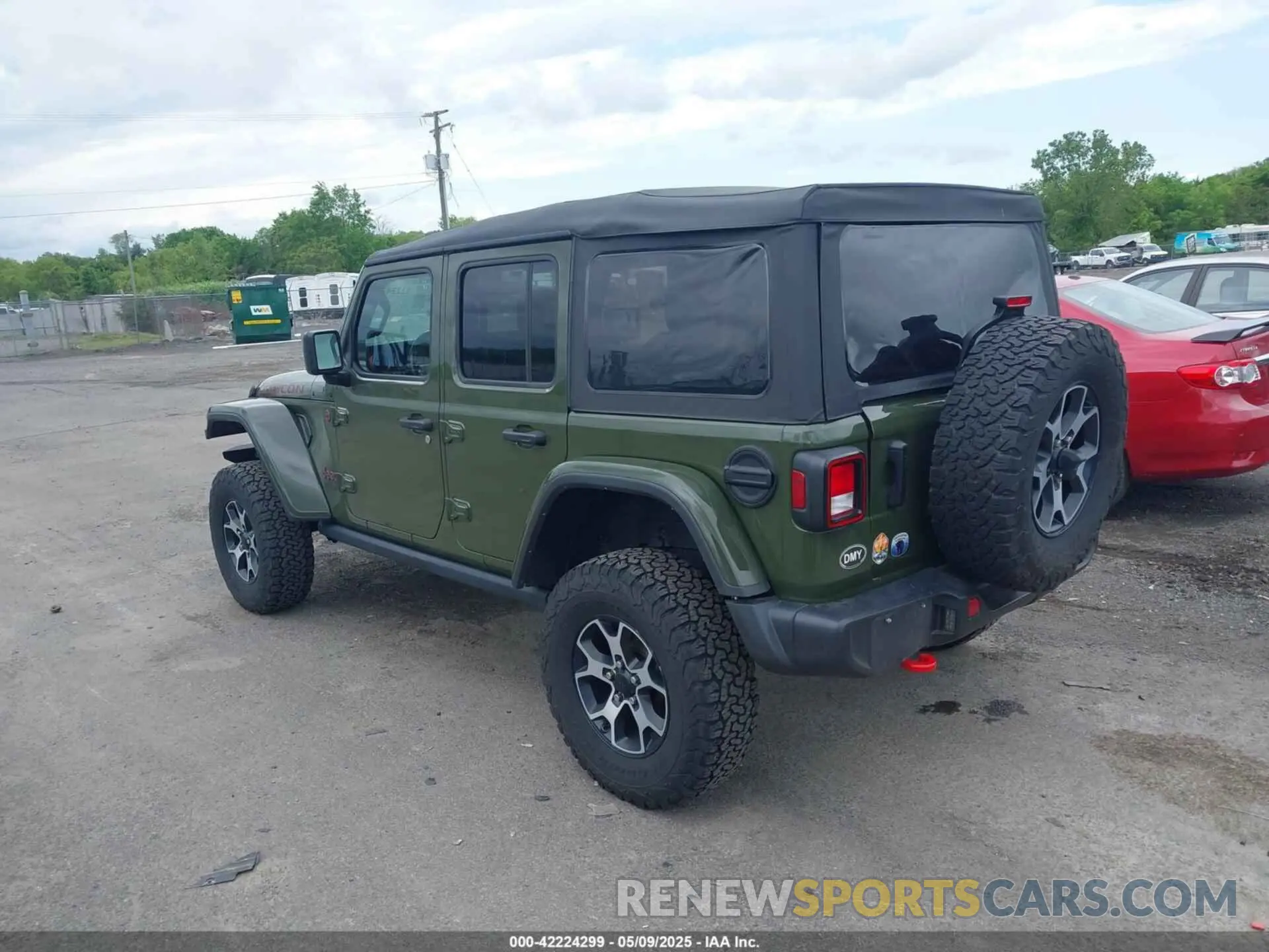 3 Photograph of a damaged car 1C4HJXFG5NW127263 JEEP WRANGLER UNLIMITED 2022