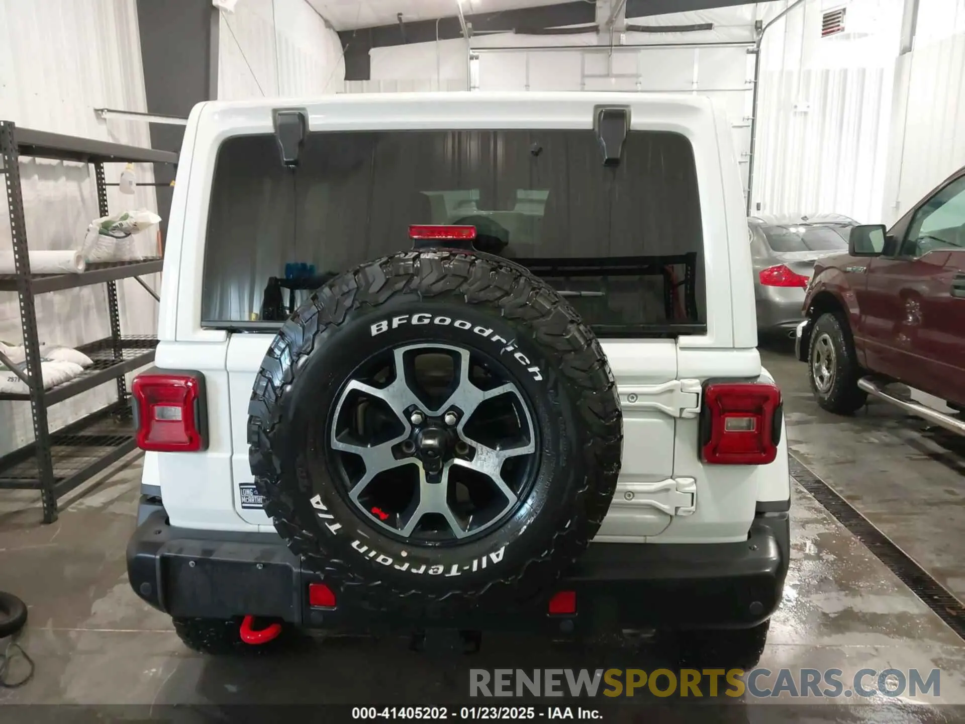 16 Photograph of a damaged car 1C4HJXFG7NW106446 JEEP WRANGLER UNLIMITED 2022
