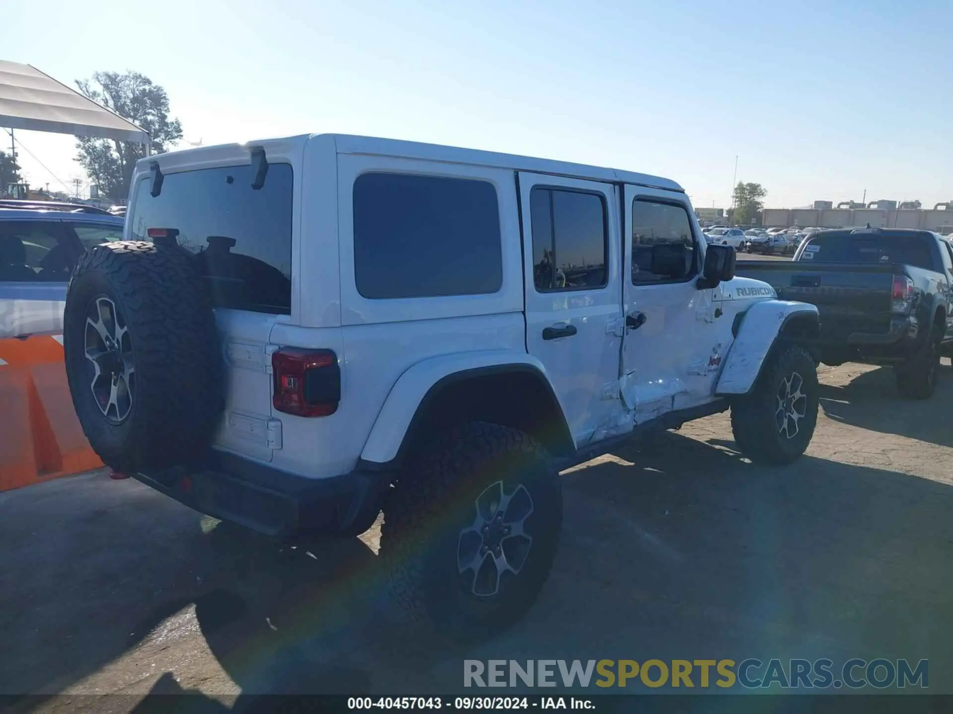 4 Photograph of a damaged car 1C4HJXFG7NW112876 JEEP WRANGLER UNLIMITED 2022