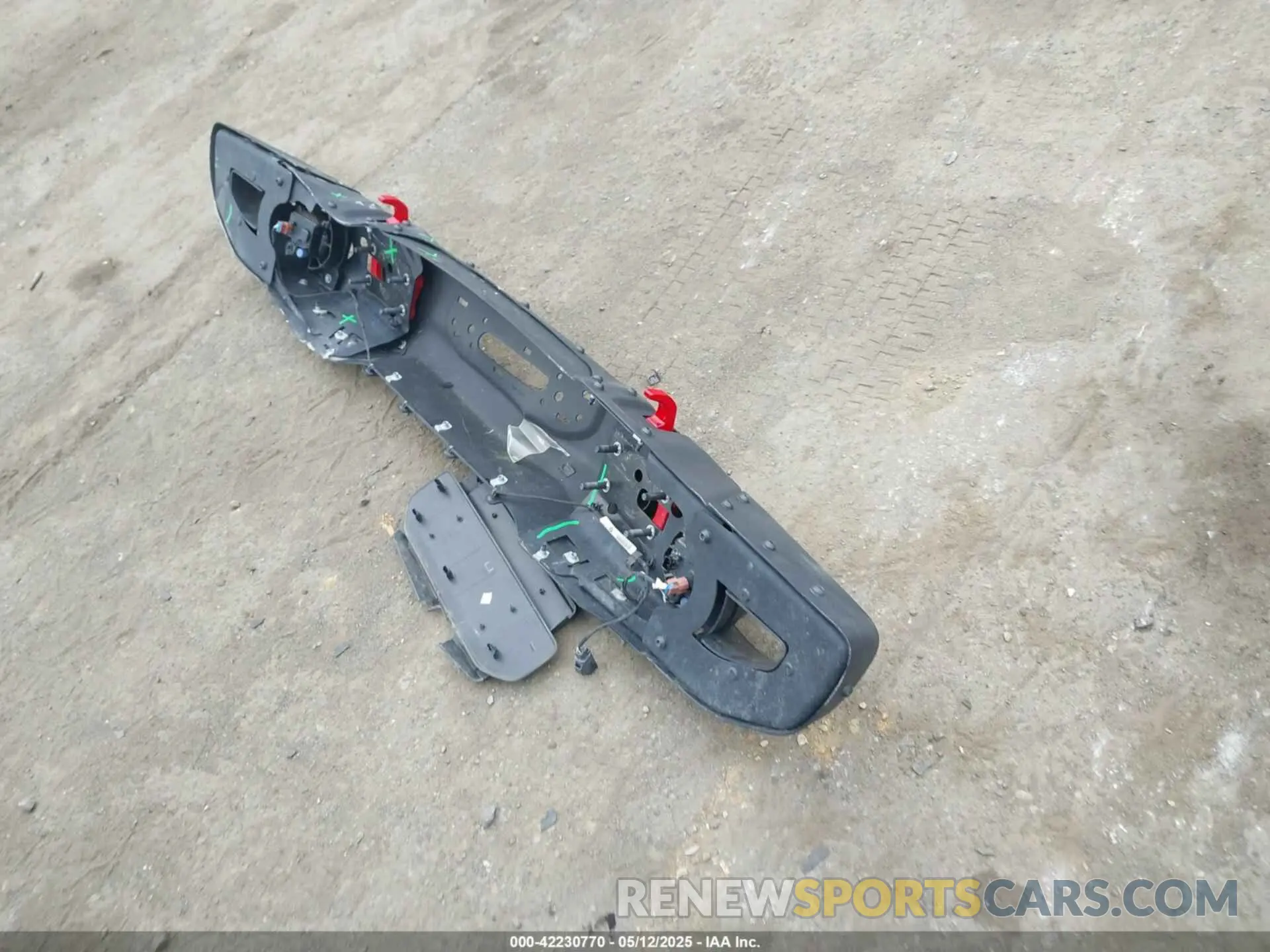 12 Photograph of a damaged car 1C4HJXFN0NW271351 JEEP WRANGLER UNLIMITED 2022