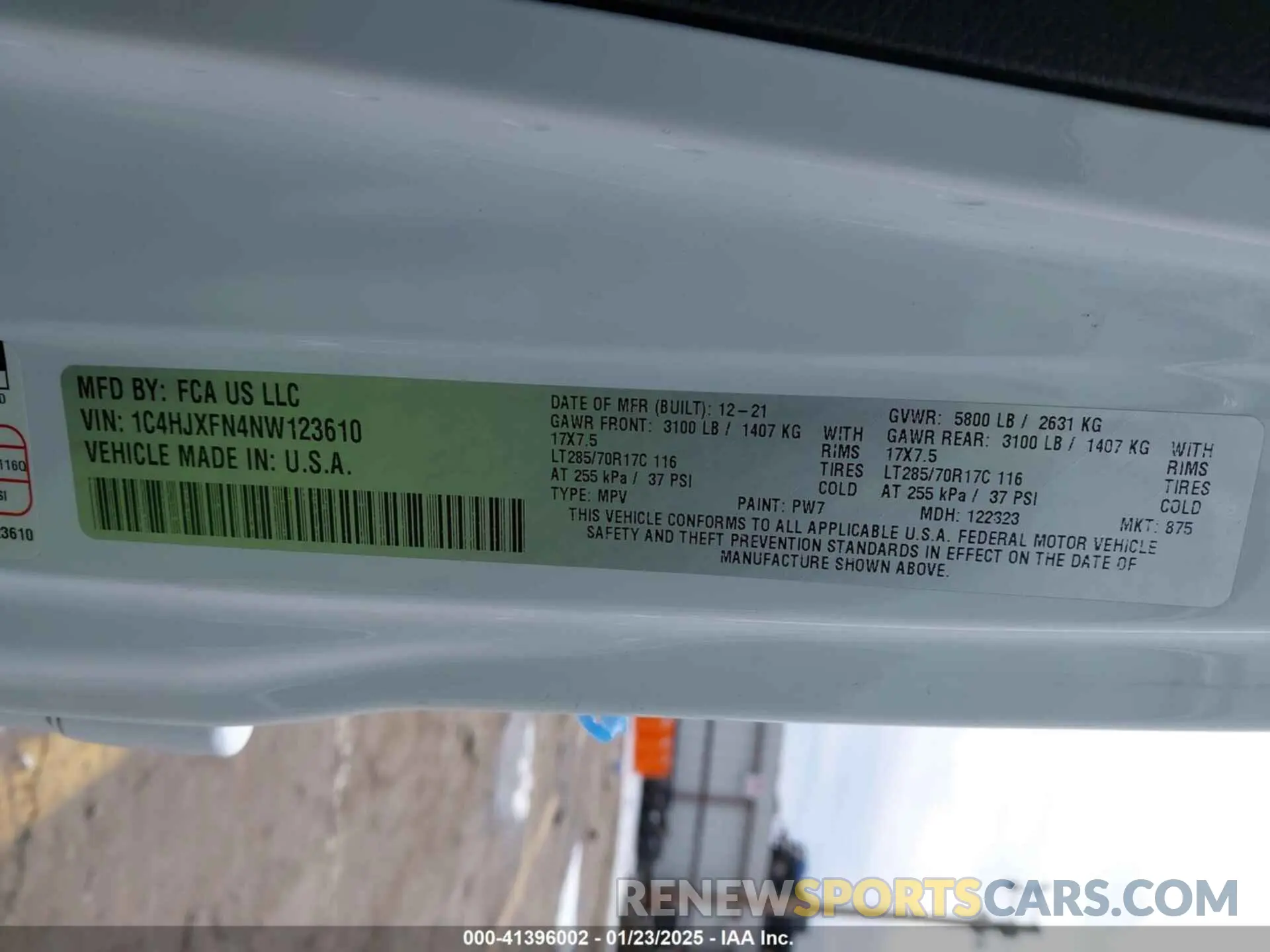 9 Photograph of a damaged car 1C4HJXFN4NW123610 JEEP WRANGLER UNLIMITED 2022