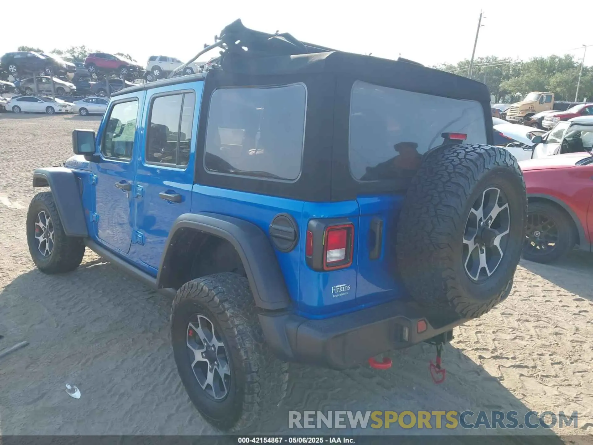 3 Photograph of a damaged car 1C4HJXFNXNW270269 JEEP WRANGLER UNLIMITED 2022