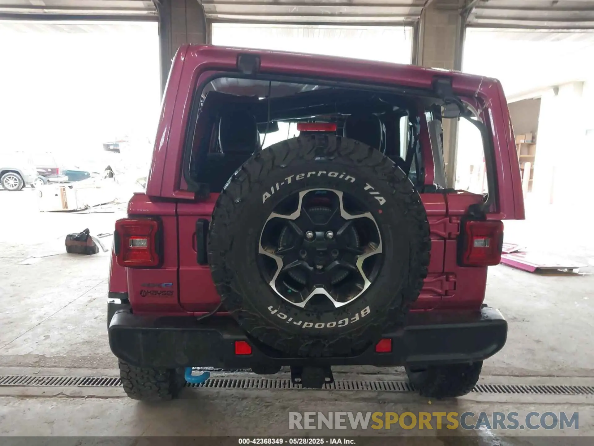 16 Photograph of a damaged car 1C4JJXR60NW153192 JEEP WRANGLER UNLIMITED 2022