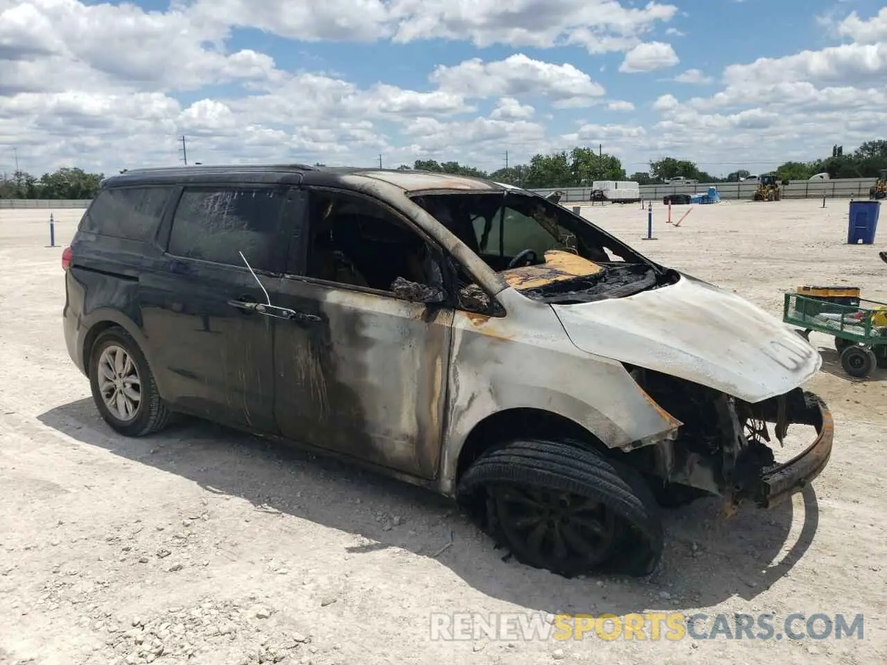 4 Photograph of a damaged car KNDMB5C14K6516200 KIA All Models 2019