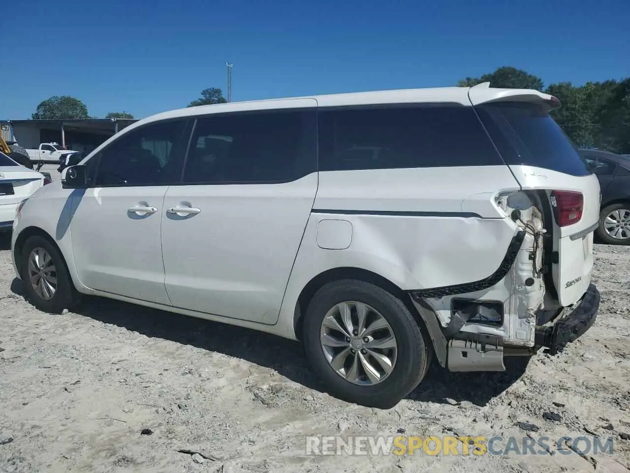 2 Photograph of a damaged car KNDMB5C15K6511359 KIA All Models 2019