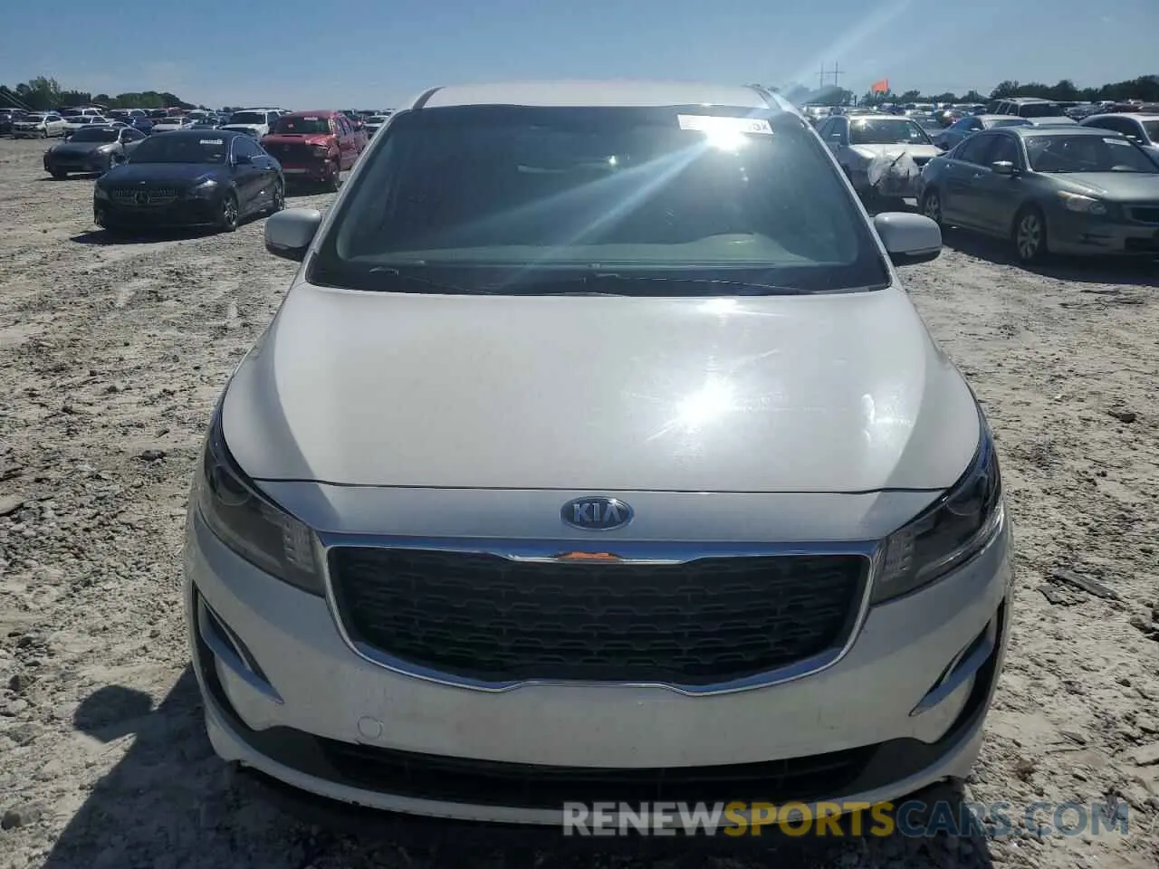 5 Photograph of a damaged car KNDMB5C15K6511359 KIA All Models 2019