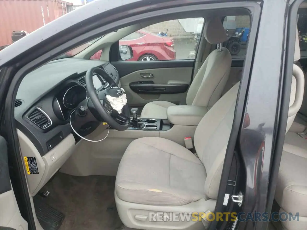 7 Photograph of a damaged car KNDMB5C16K6565186 KIA All Models 2019
