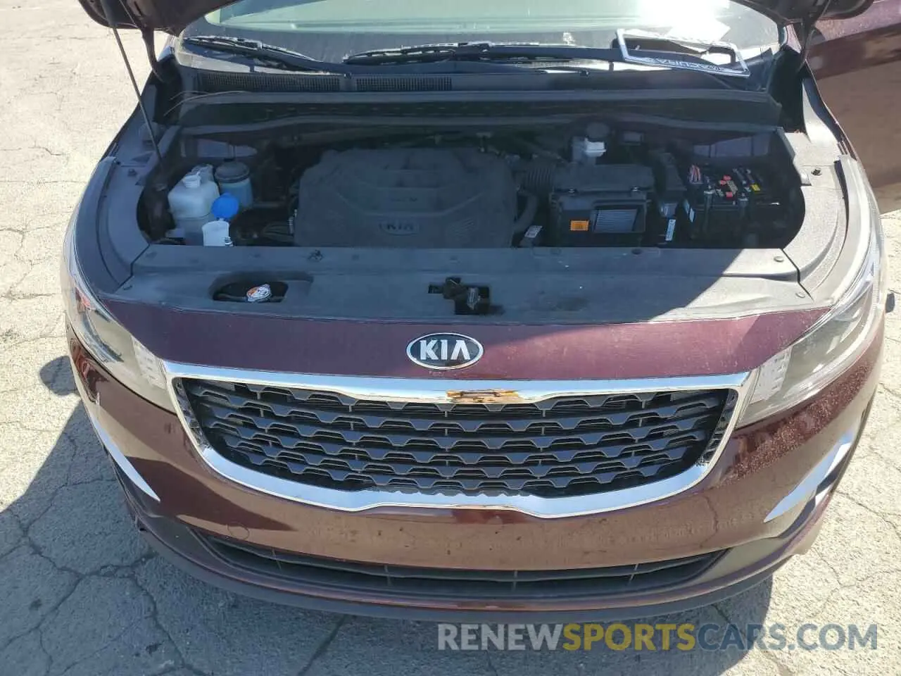 12 Photograph of a damaged car KNDMB5C1XK6553719 KIA All Models 2019