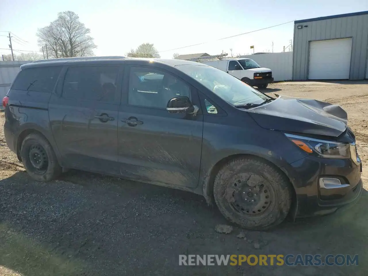 4 Photograph of a damaged car KNDMB5C12L6574016 KIA All Models 2020