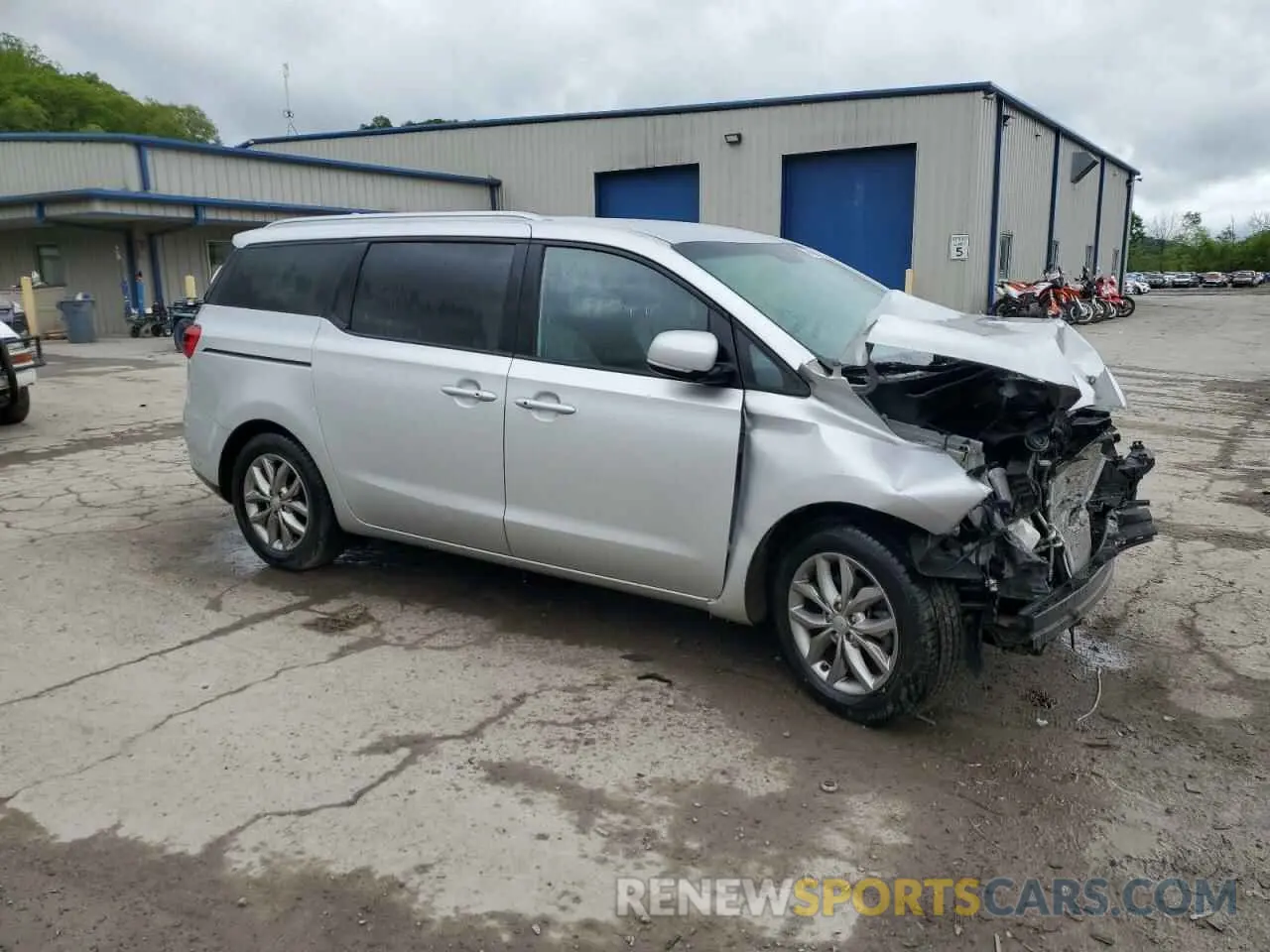 4 Photograph of a damaged car KNDMB5C12L6634487 KIA All Models 2020