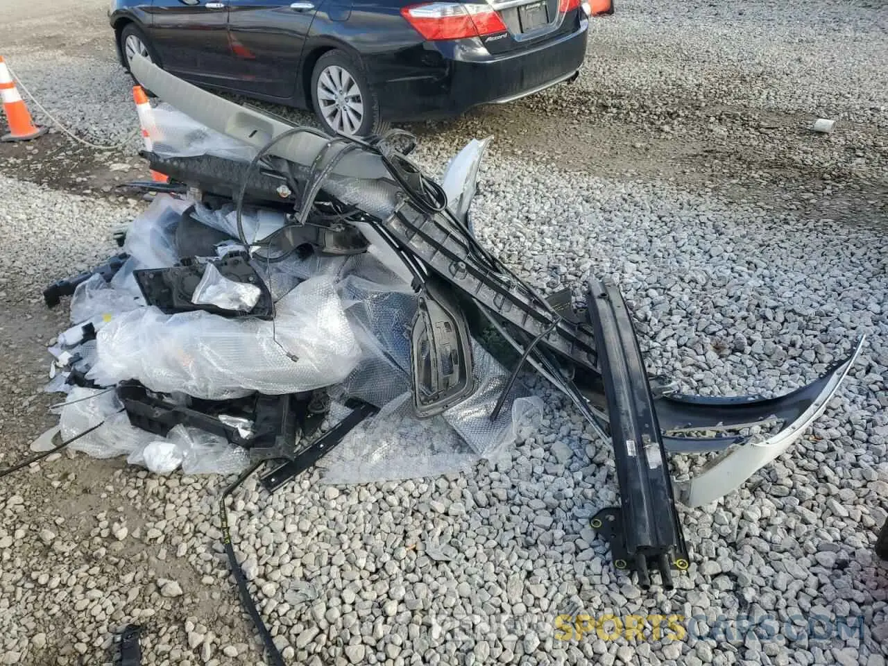 13 Photograph of a damaged car KNDMB5C12L6635672 KIA All Models 2020