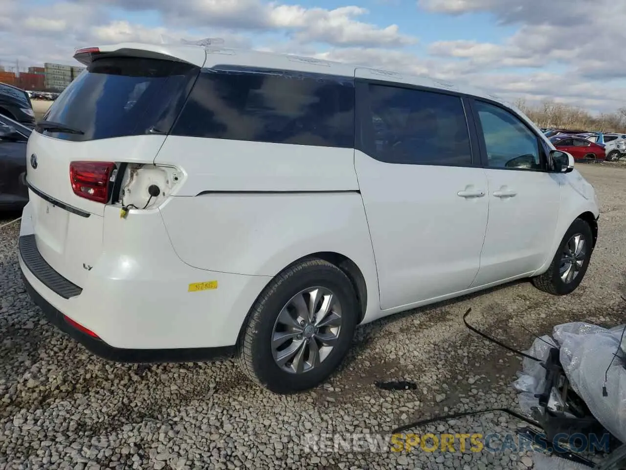 3 Photograph of a damaged car KNDMB5C12L6635672 KIA All Models 2020