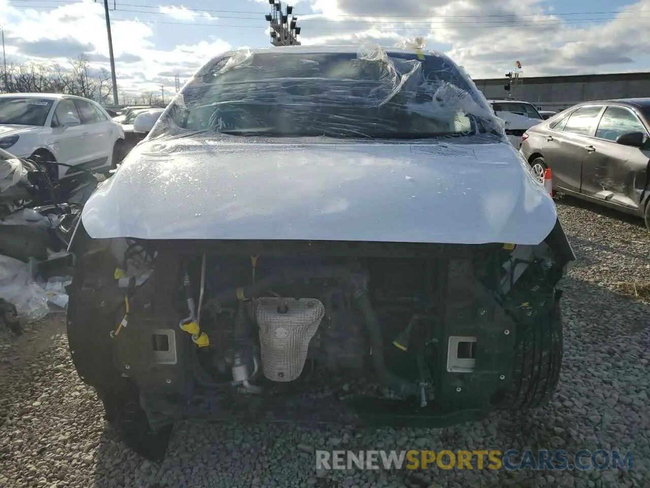 5 Photograph of a damaged car KNDMB5C12L6635672 KIA All Models 2020