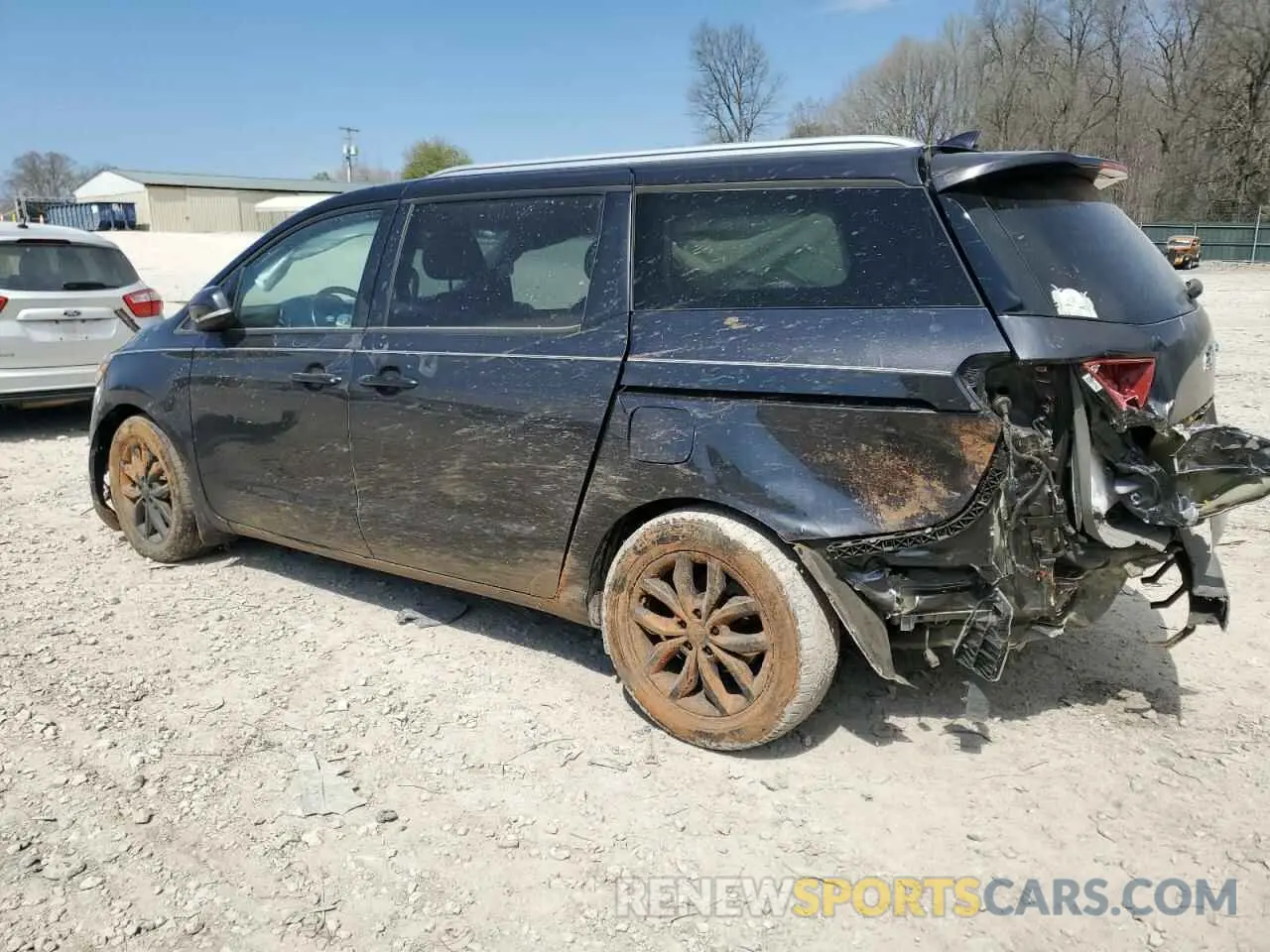 2 Photograph of a damaged car KNDMB5C14L6647578 KIA All Models 2020